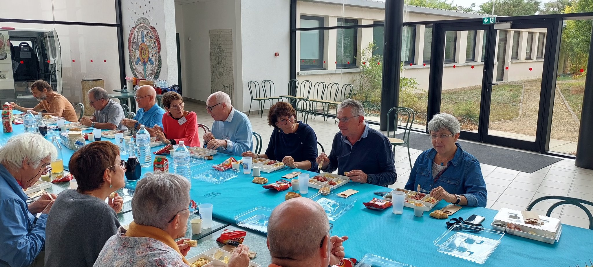 Repas partagé des bénévoles.