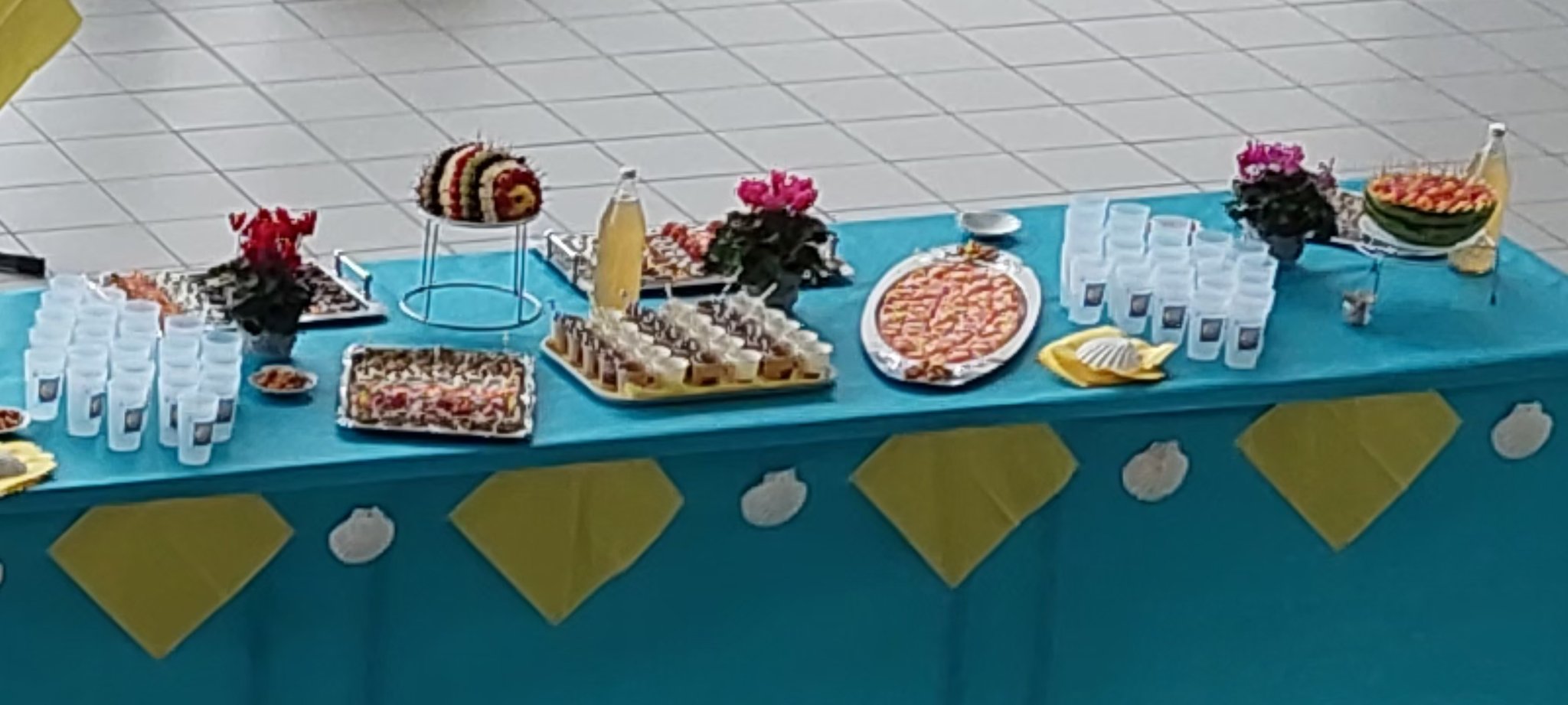 Vue partielle du buffet