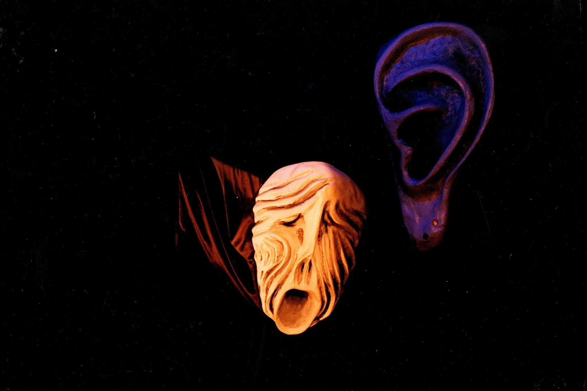 Do you hear it scream?, mask installation