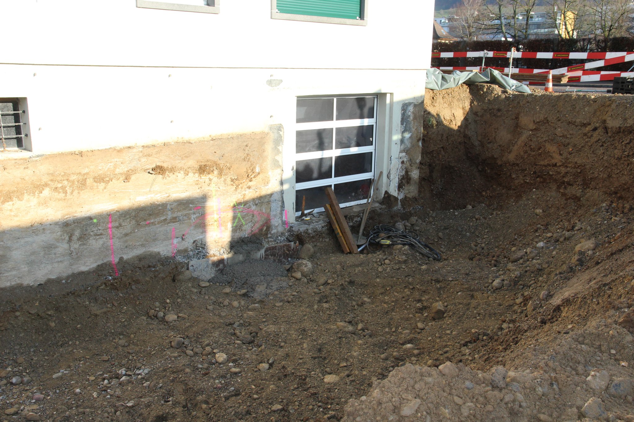 Aushub - Etappenweise Unterfangung