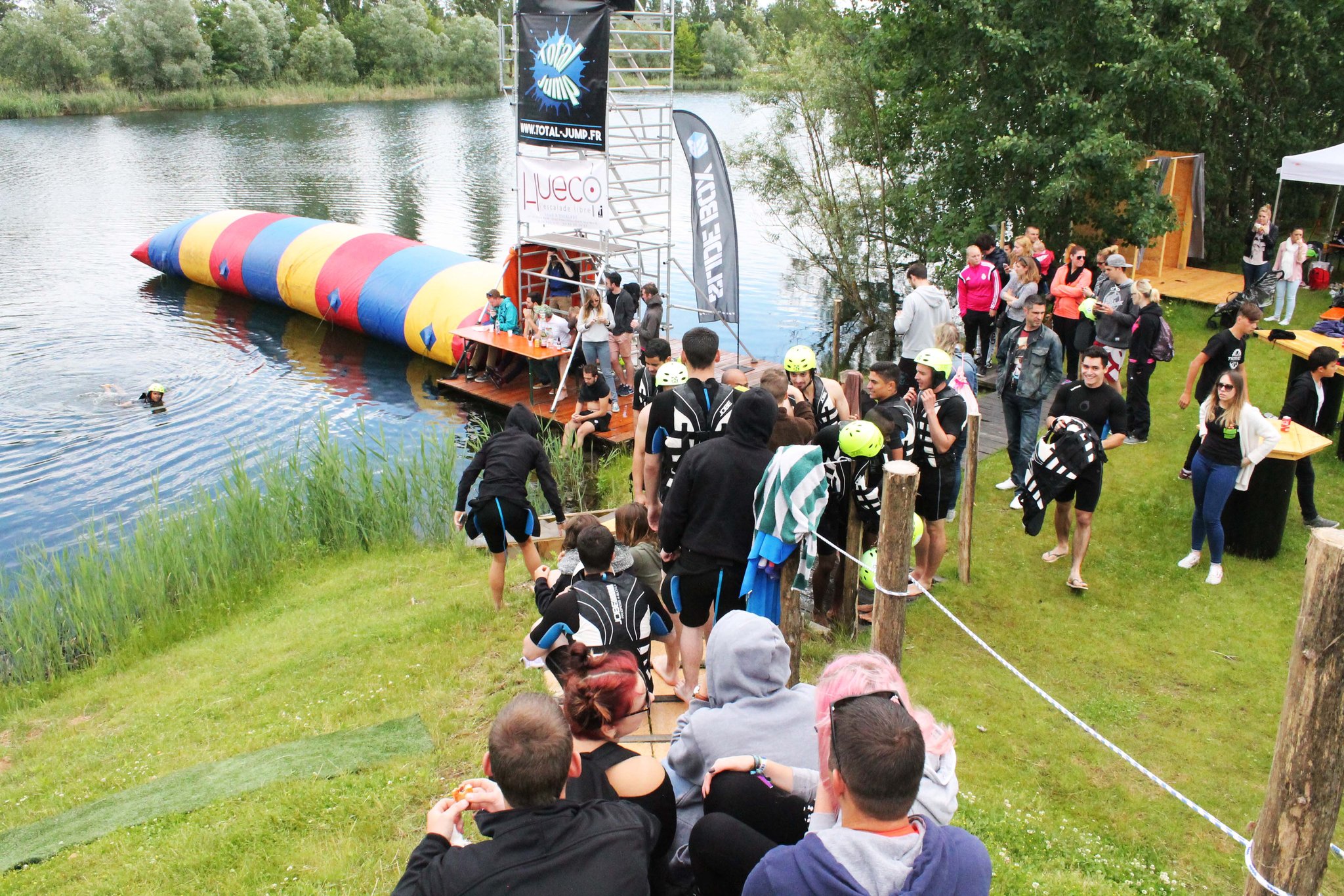 Hindernislauf im Wasser