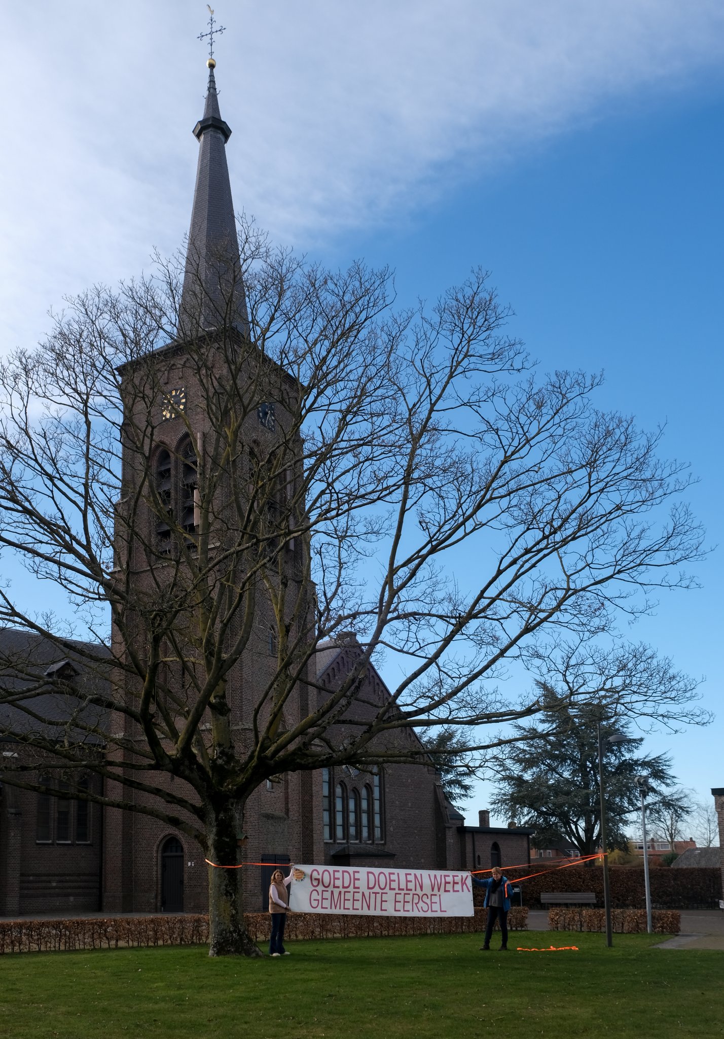 Banner bij kerk Winterle