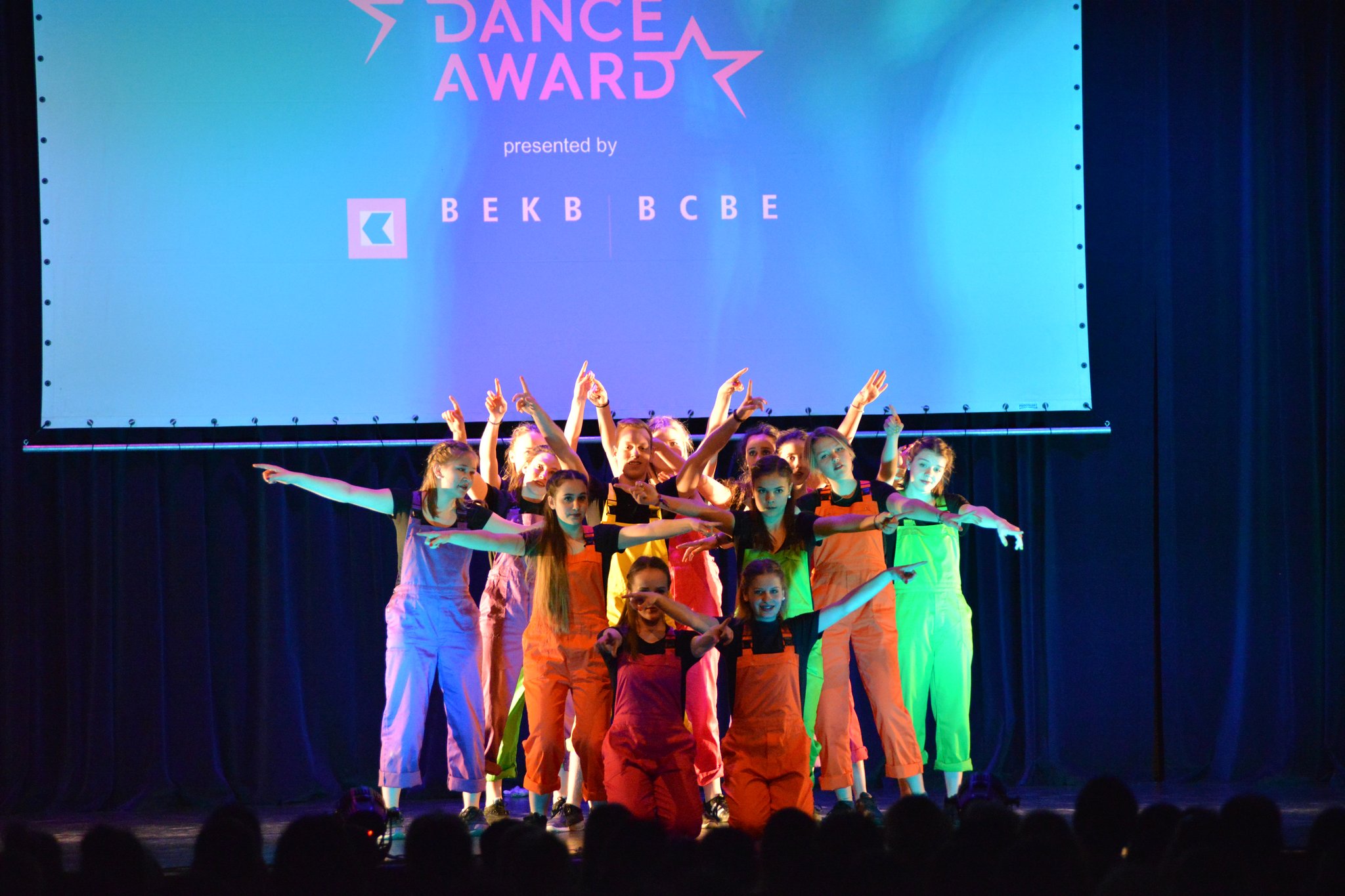 Sieger Kategorie 10.-12. Kl.: The Evolution of Music / Gynmasium Thun