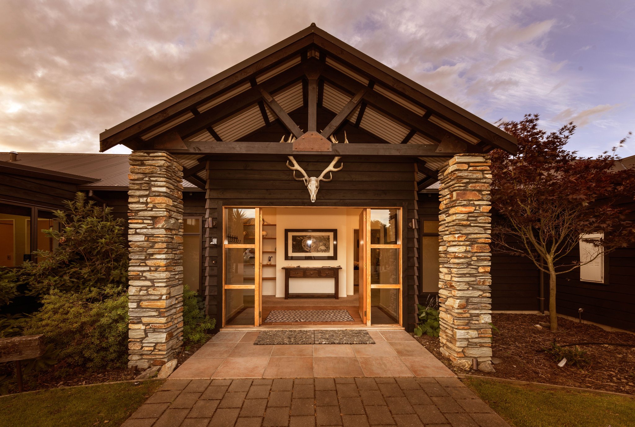 Mountain Range Lodge, Sales Specialists and Representation in Australia and New Zealand by GSA Hospitality