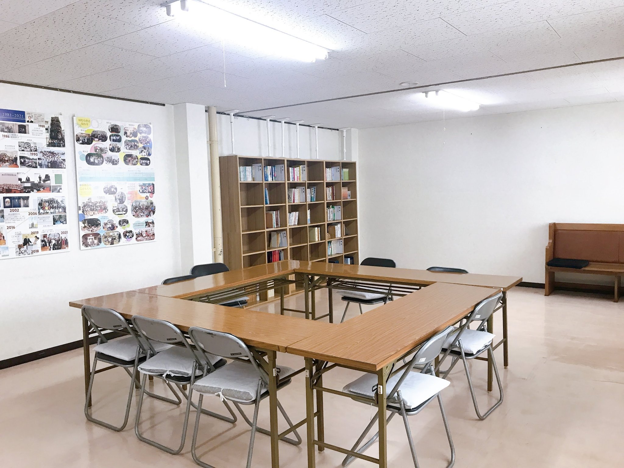 ５階 多目的室・教会図書