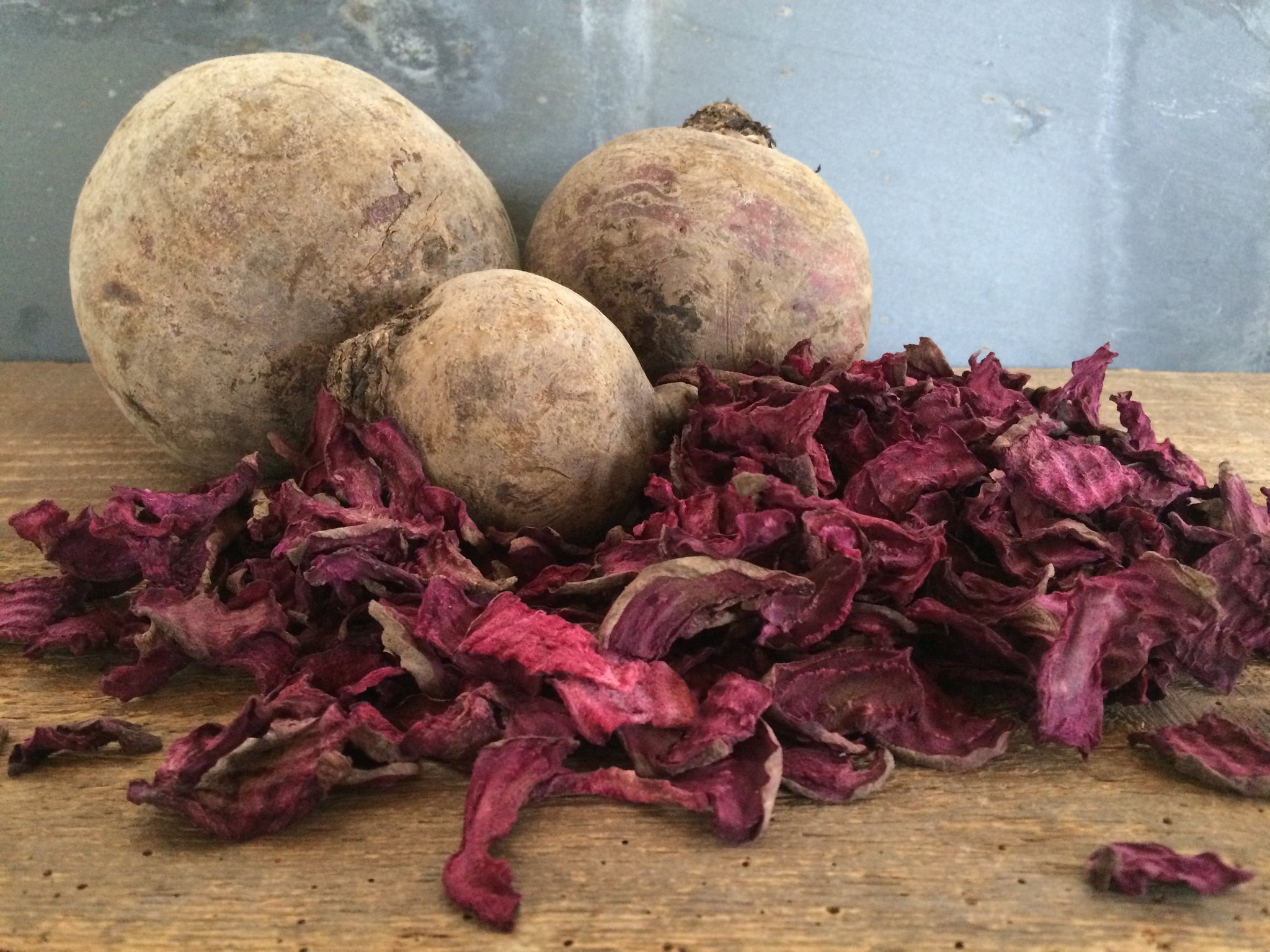Das erste Produkt-Shooting unserer allerersten Testreihe von Rote Beete Chips.