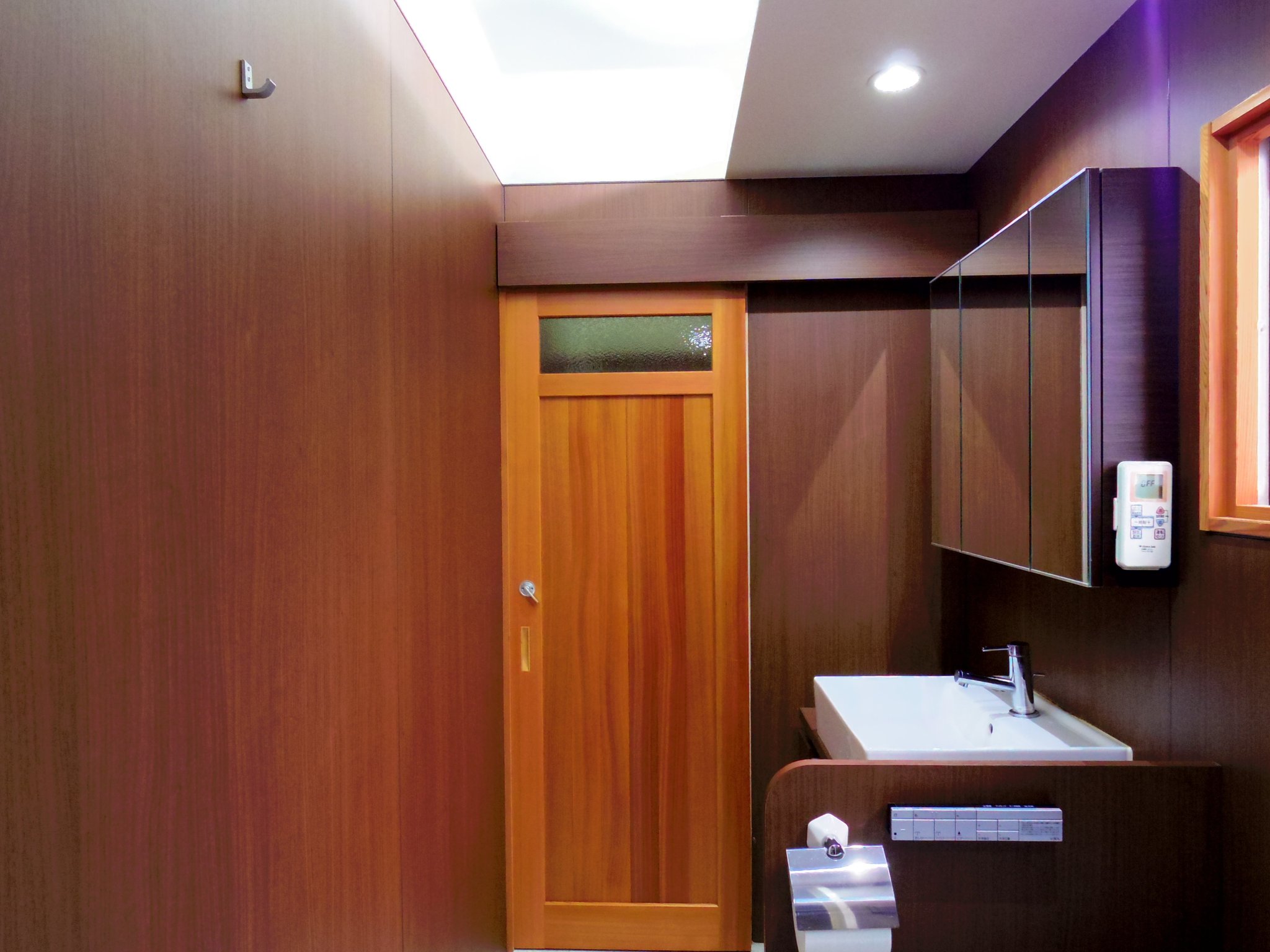 洗面化粧台　リフォーム