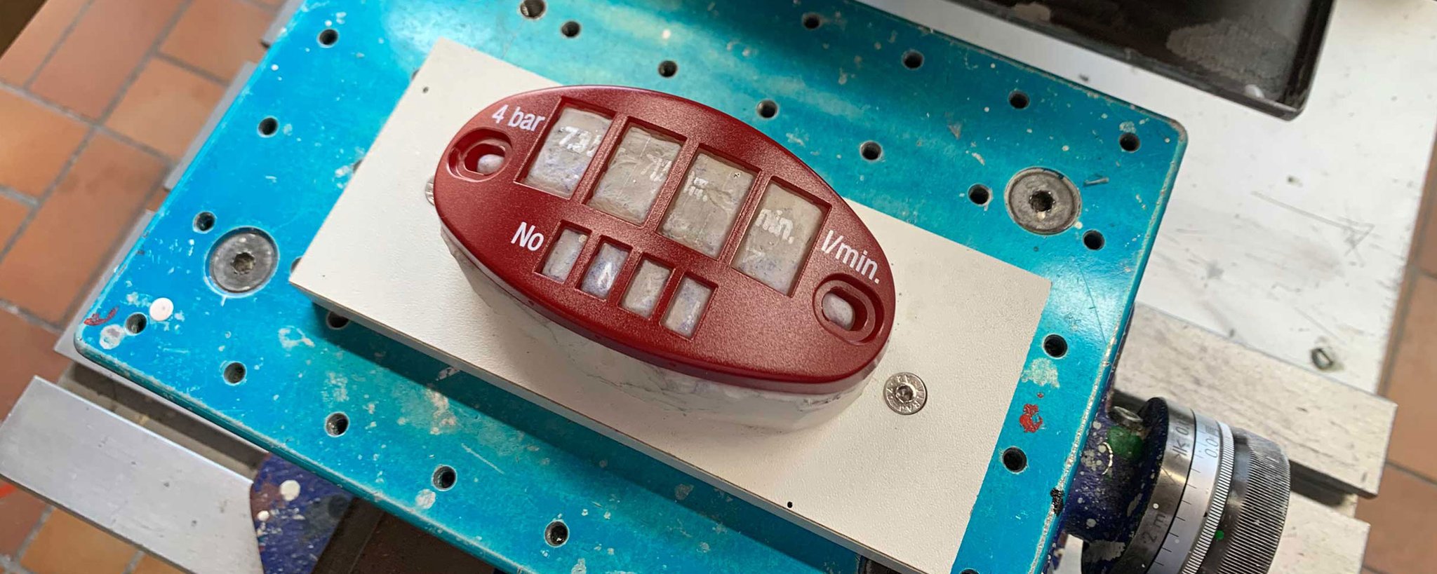 Tampondruck zur Beschriftung von Maschinen und anderen Objekten