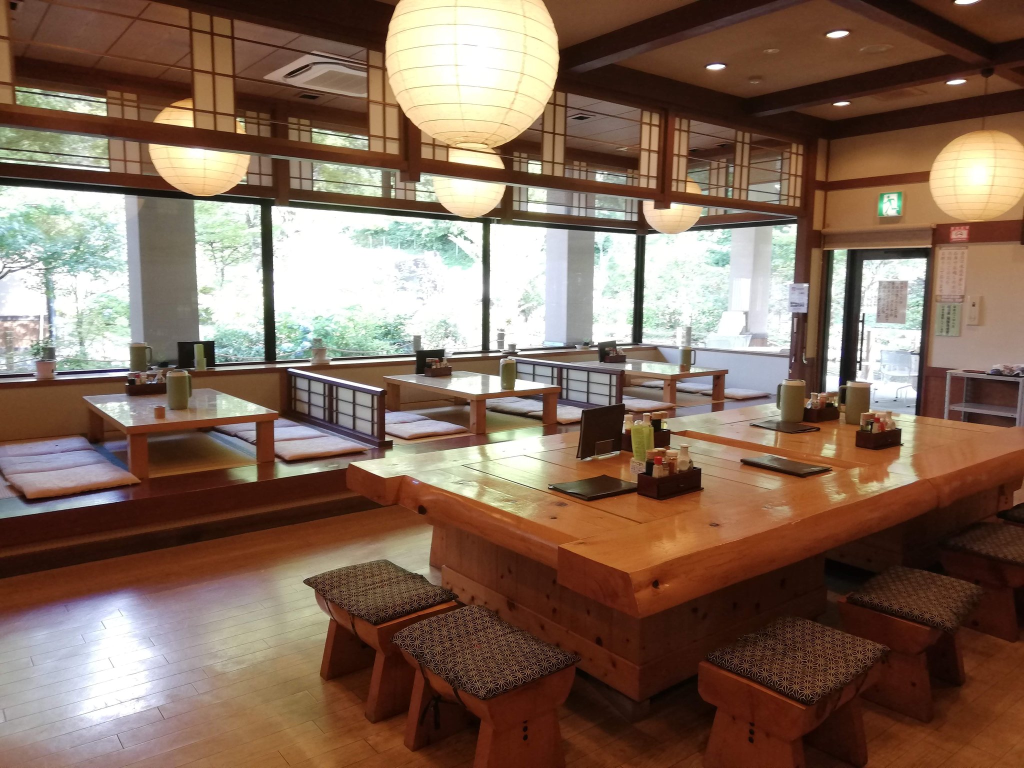 道の駅ひだ朝日村内　食事処蓬庵