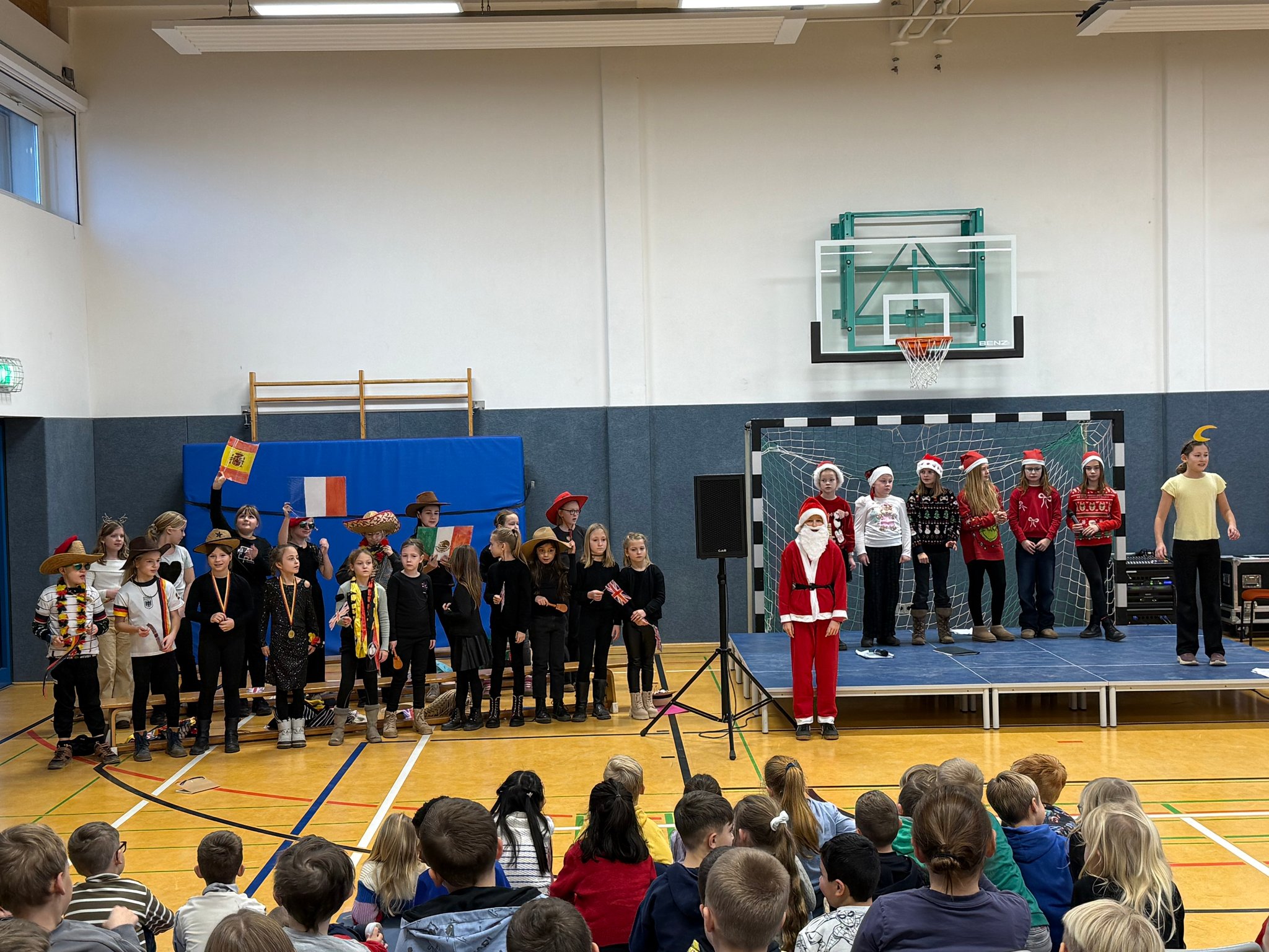 ... der Weihnachtsmann auf Weltreise...