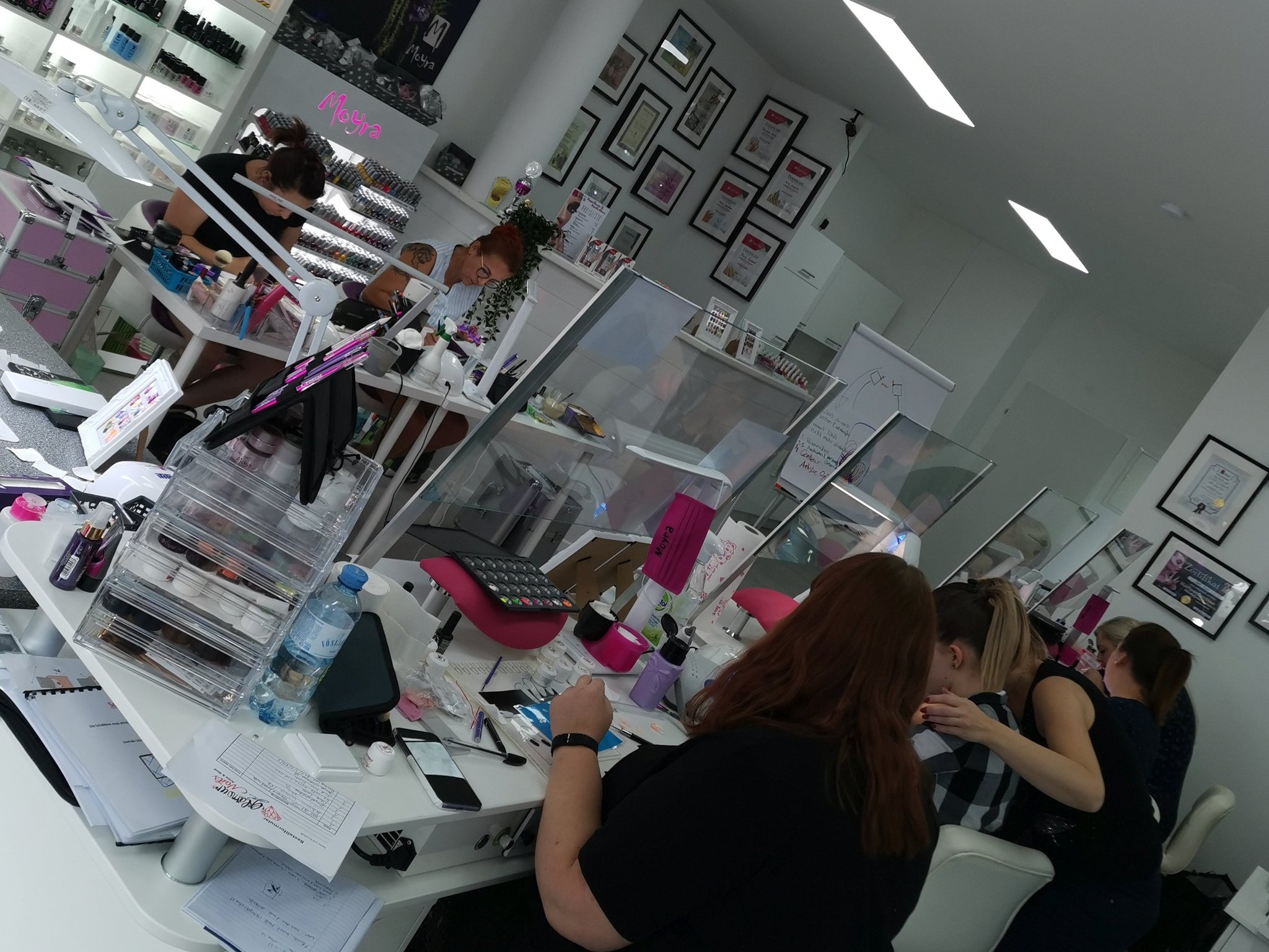 Nageldesign Power Weekend Schulung in der NailsAcademy