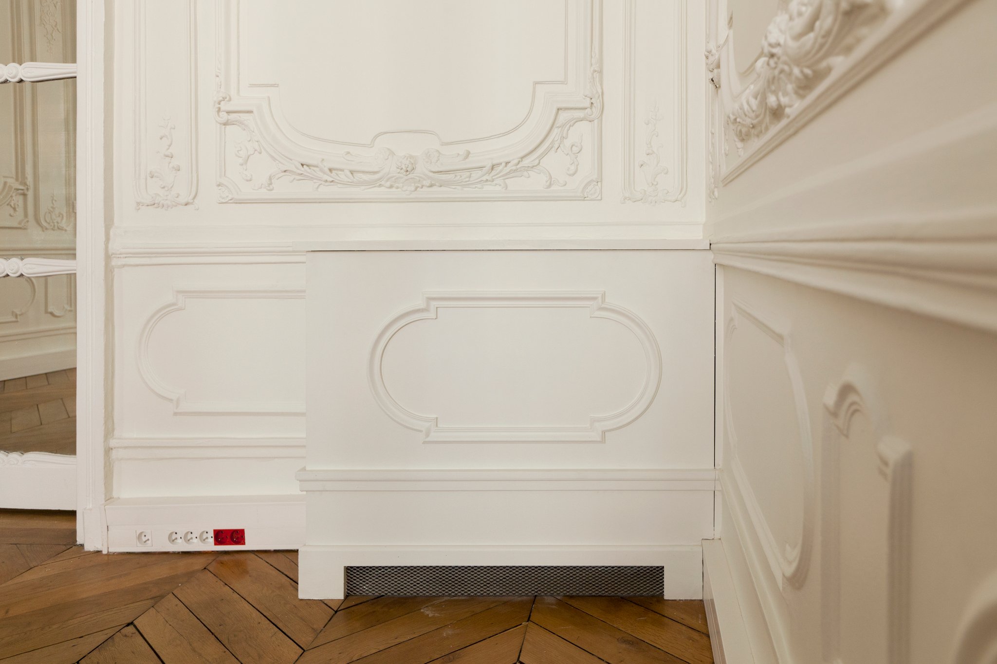 Unité intérieure de climatisation en console, rue de la Bienfaisance Paris