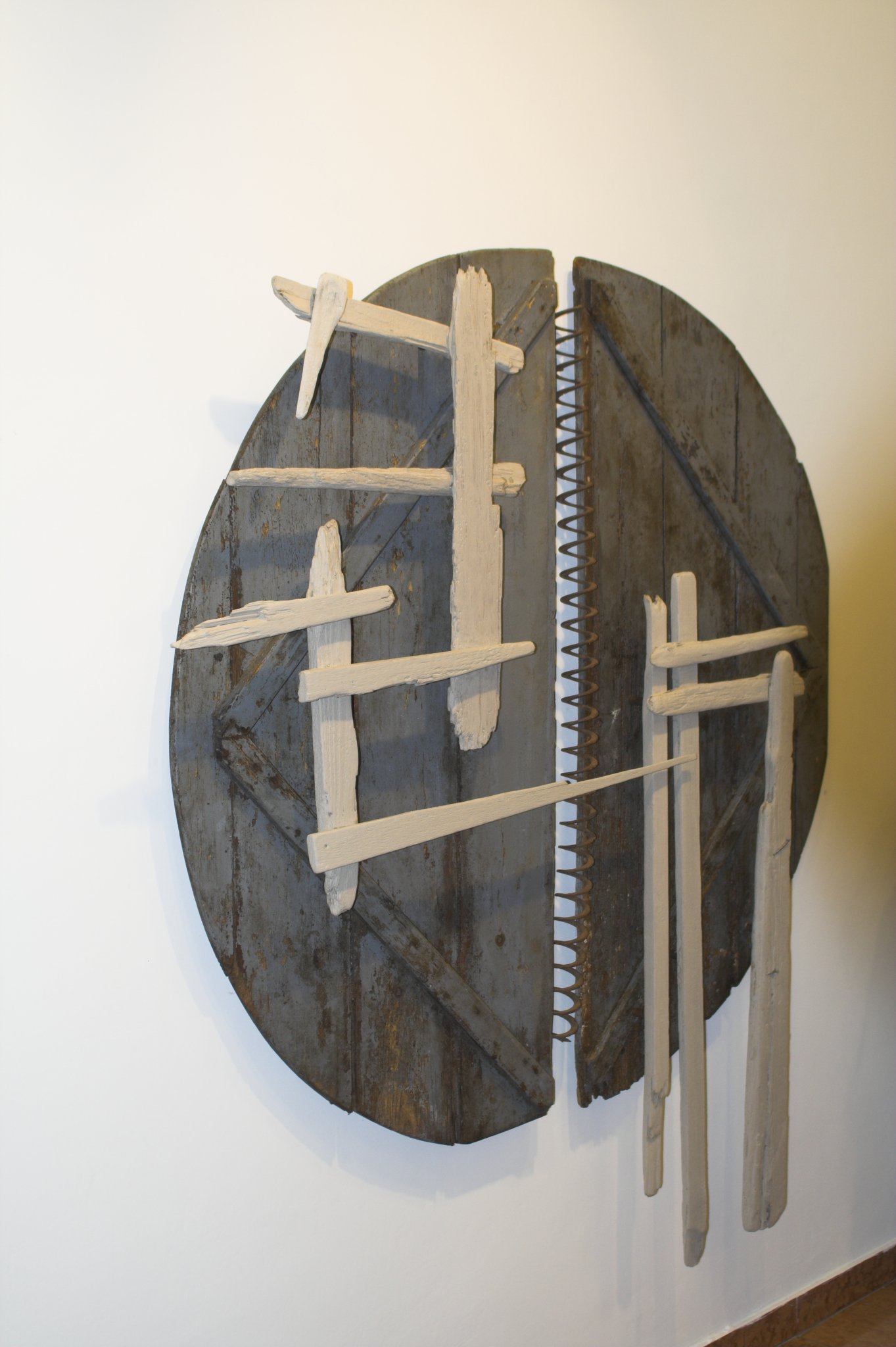 Machine mit unbekannter Mechanik, Kraftobjekte Wolfgang Wallner Hall in Tirol