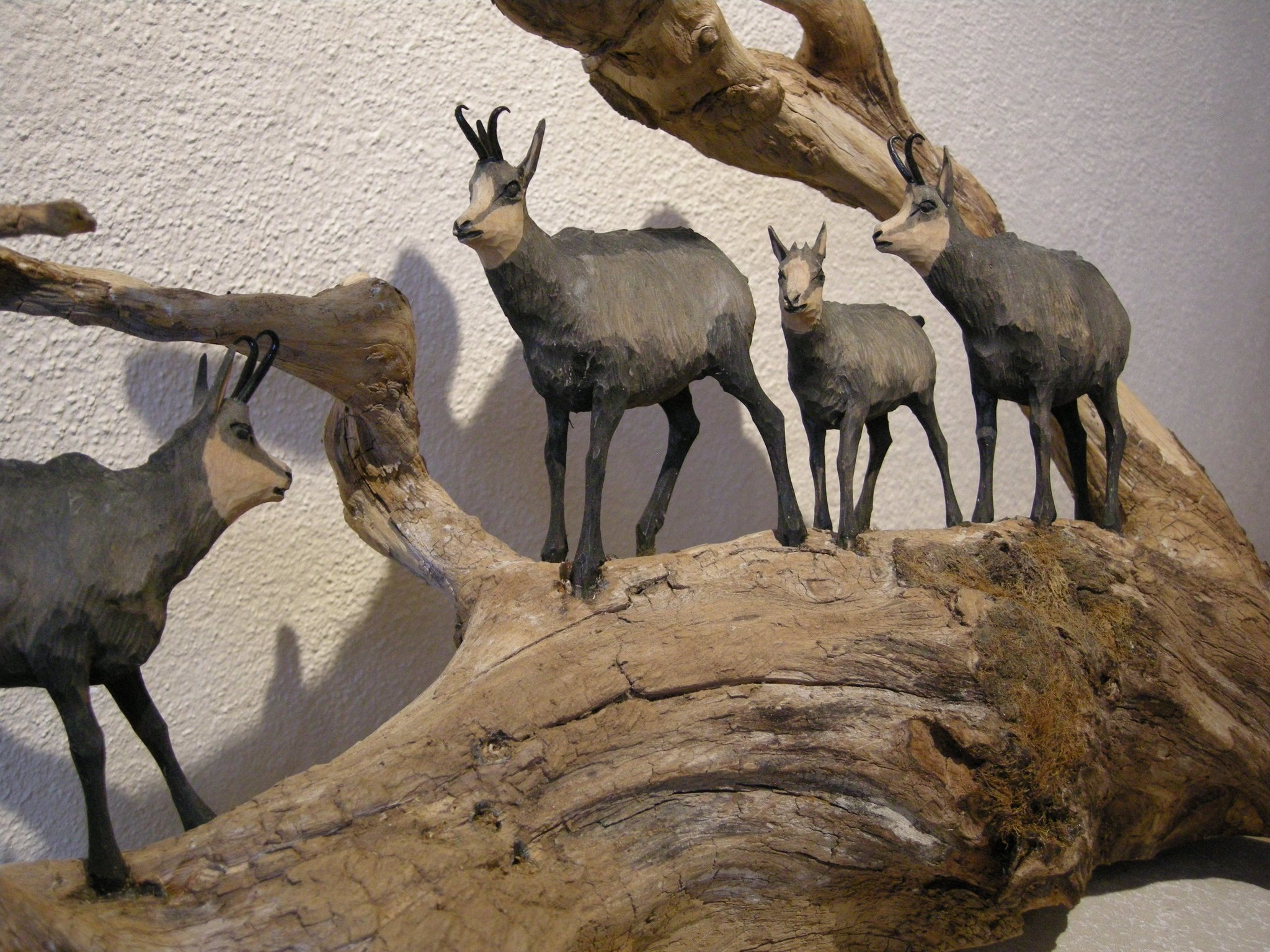 Gämsen Holzskulptur