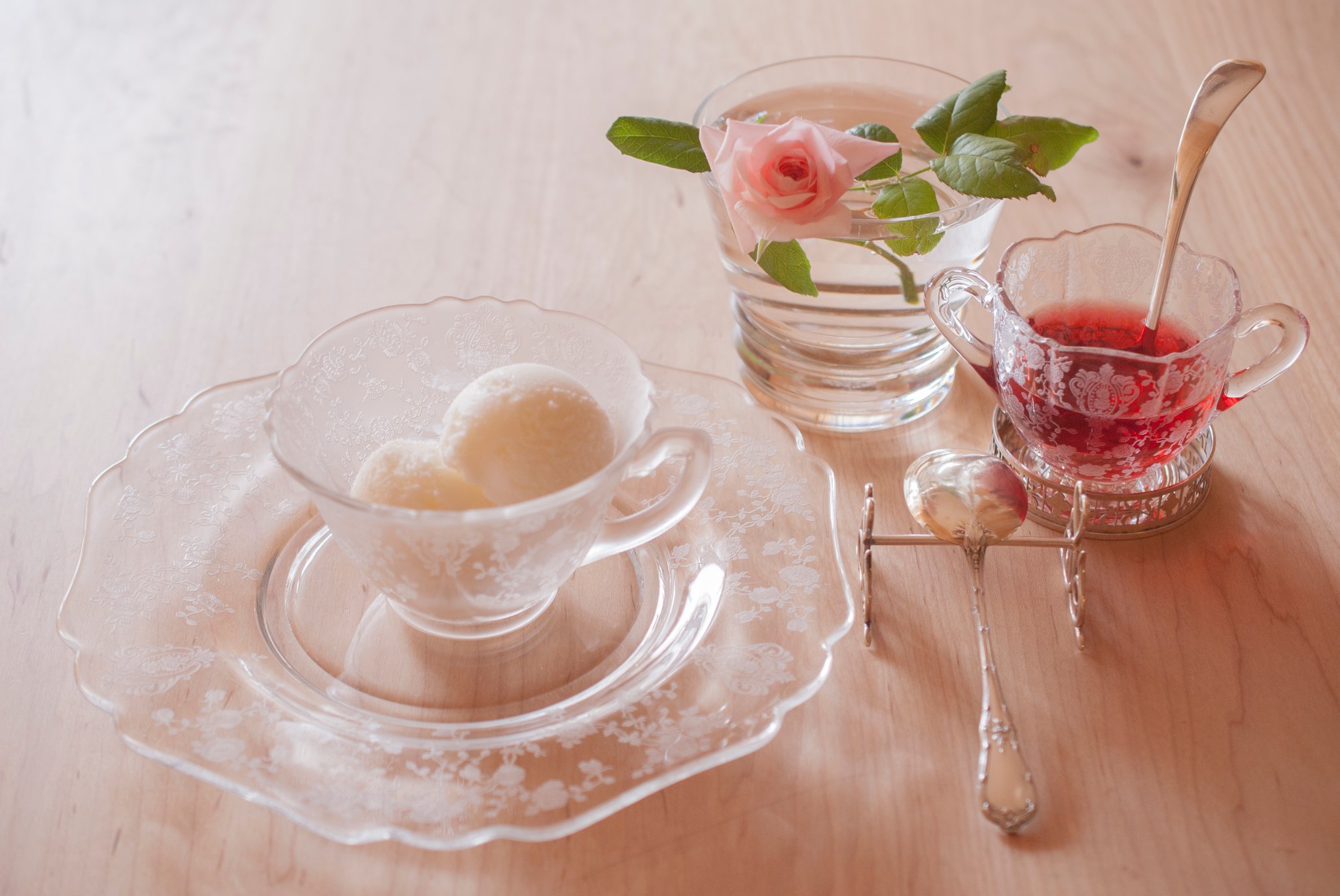 Frozen Yogurt, Affogato with Red Herb Tea, Fleur*Fleur*