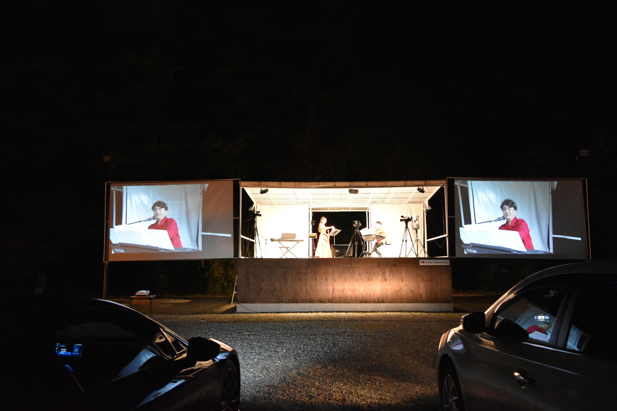 エレクトーン　倉沢大樹さん　ヴァイオリン　渡邊響子さん