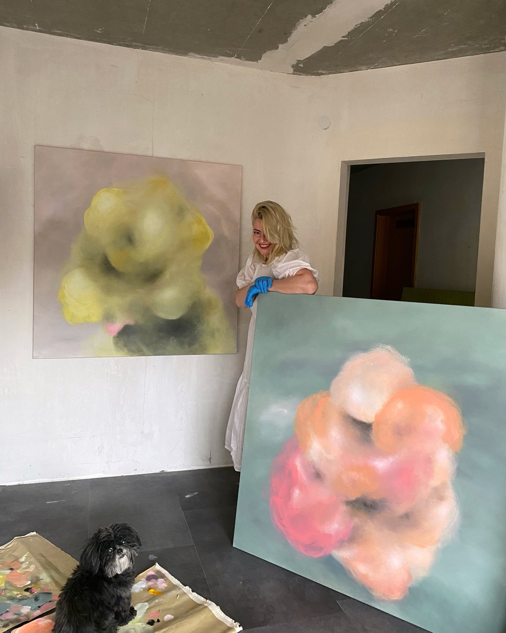 PETRA VON KAZINYAN + HER BELOVED DOG SISSI