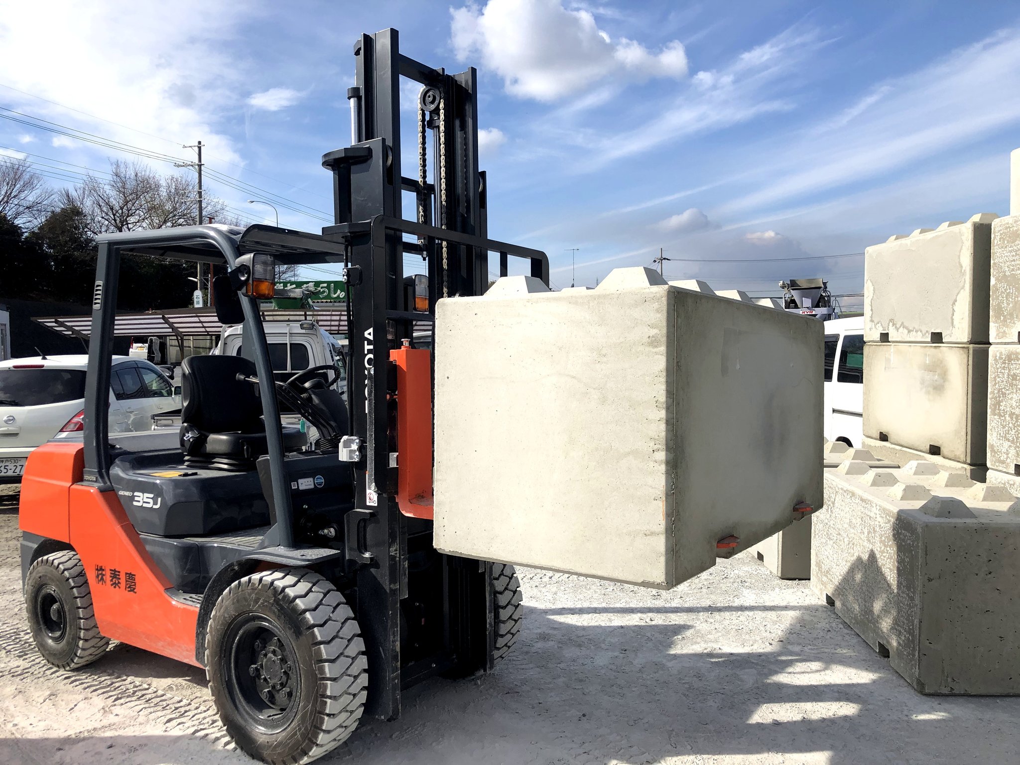 フォークリフトでらくらく作業