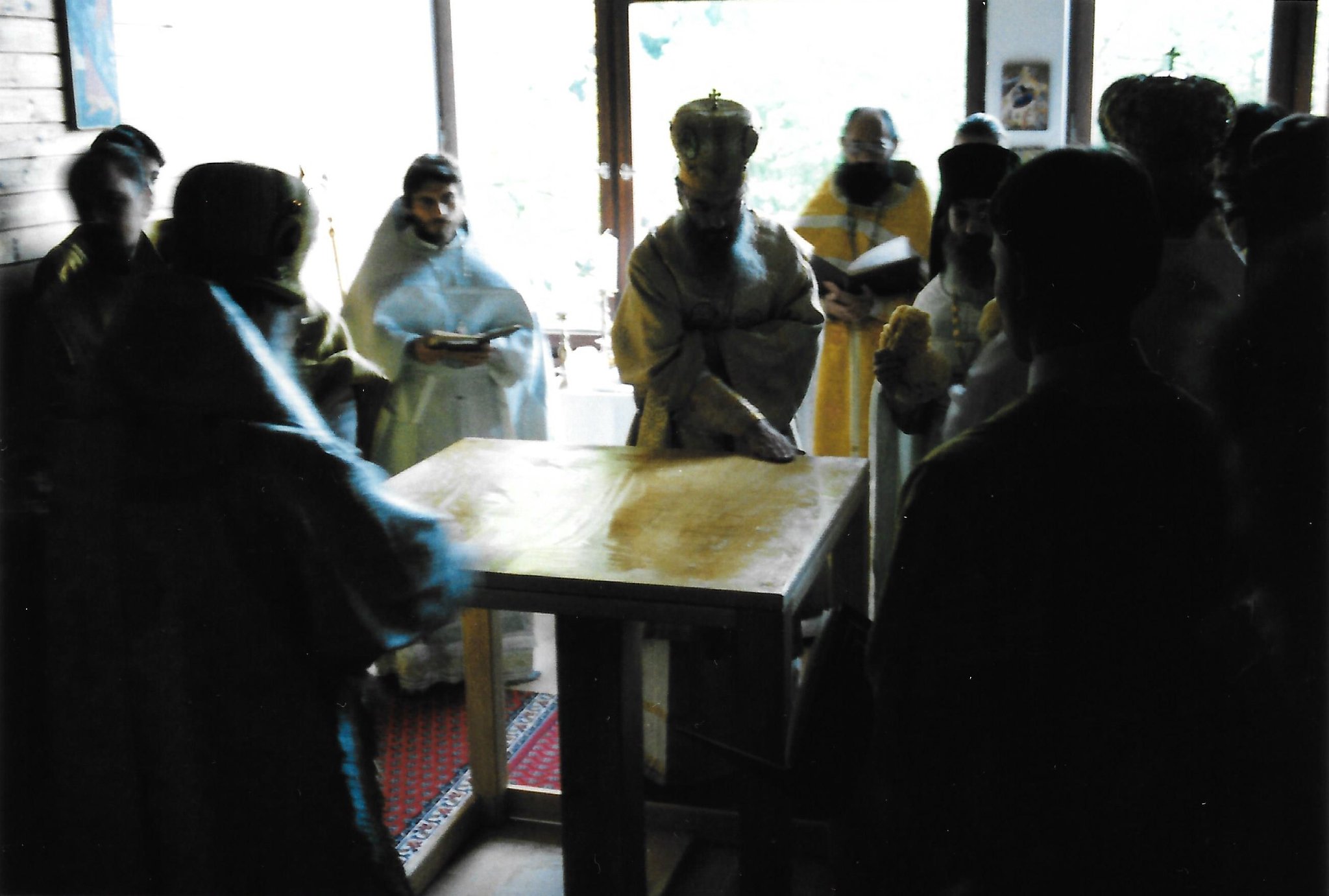 Освящение престола архиепископом Берлинским и Германским Феофаном, которое состоялось 17 октября 1999 года