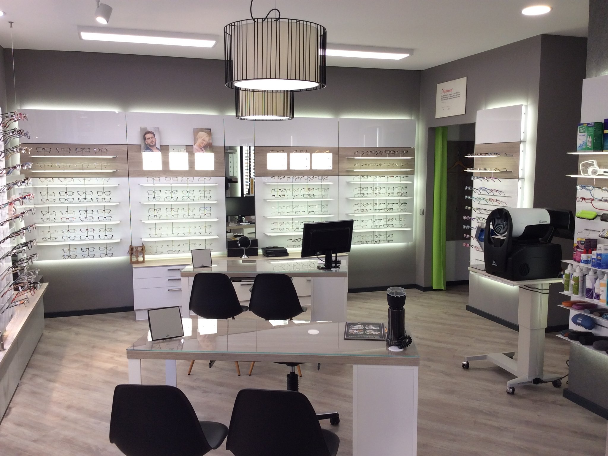 Alter Messeplatz 6a | Tel. (089) 502 41 82