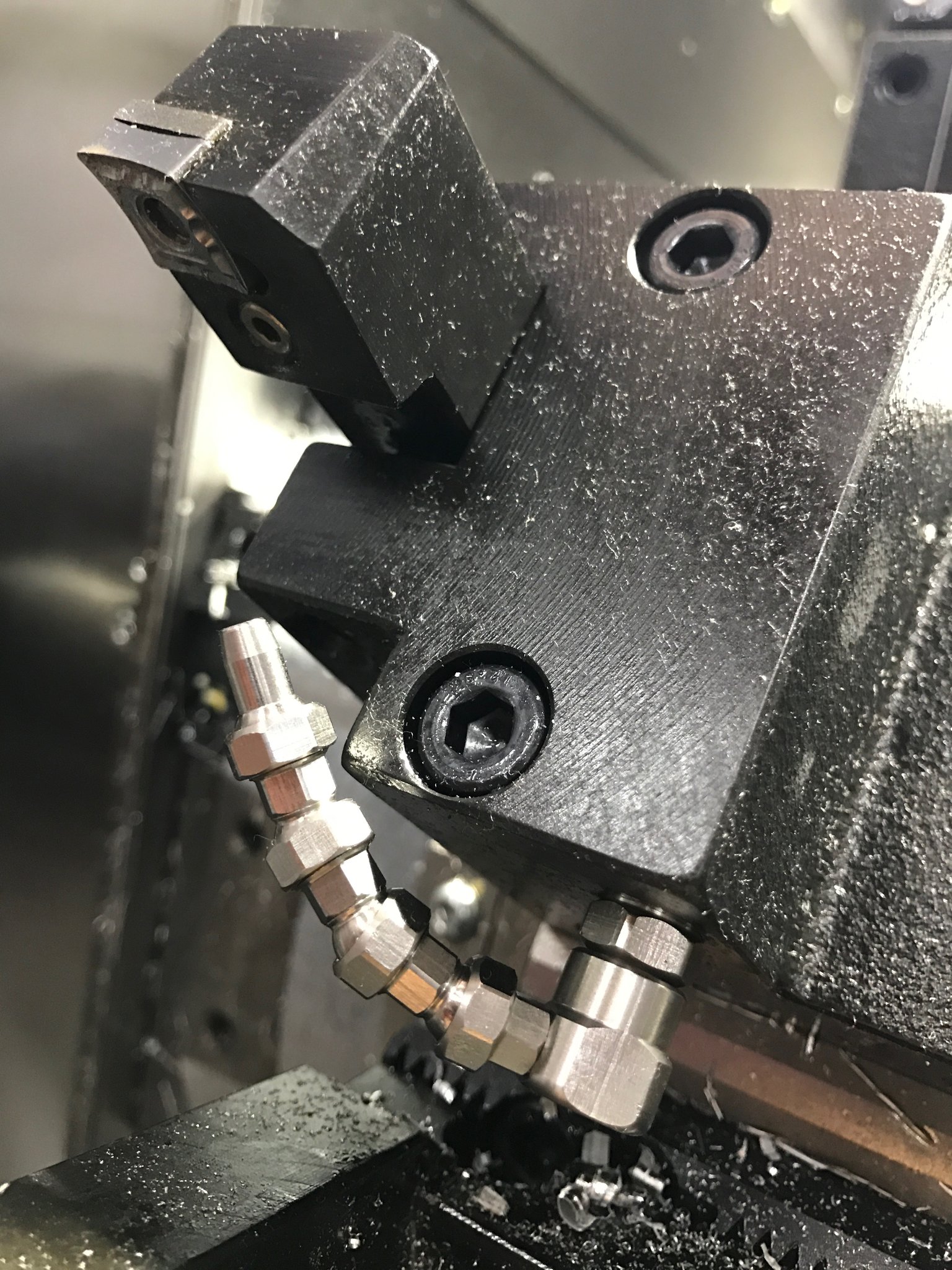 Hirt-Line tool holder cooling nozzle