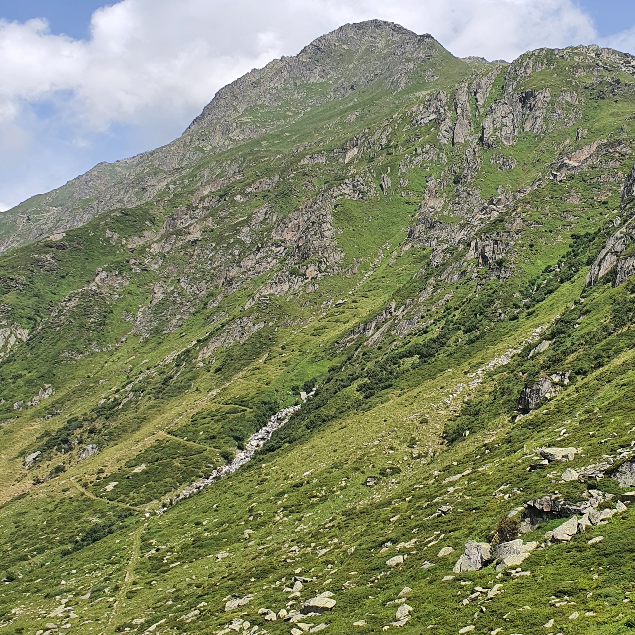 Blick zum Lolenpass