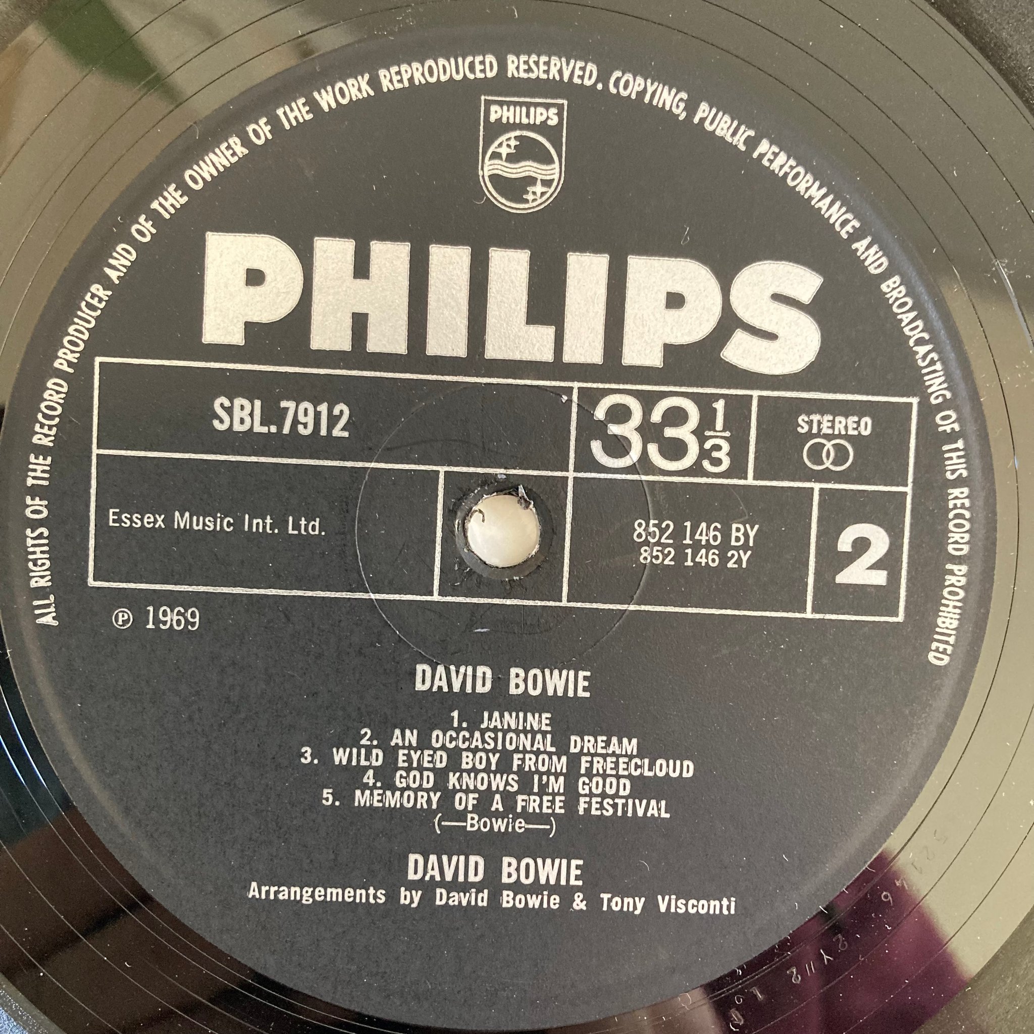 B side label