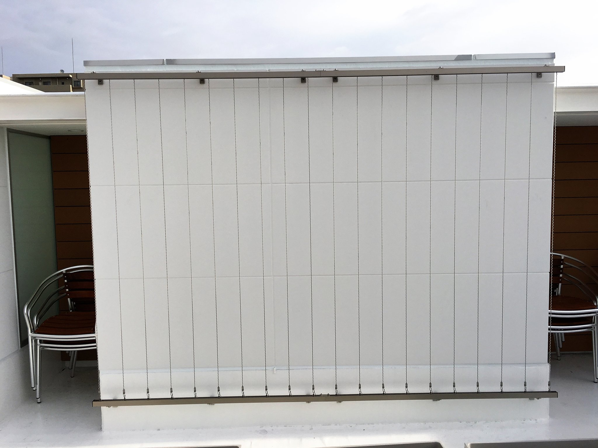 12. レール、ワイヤーの設置完了