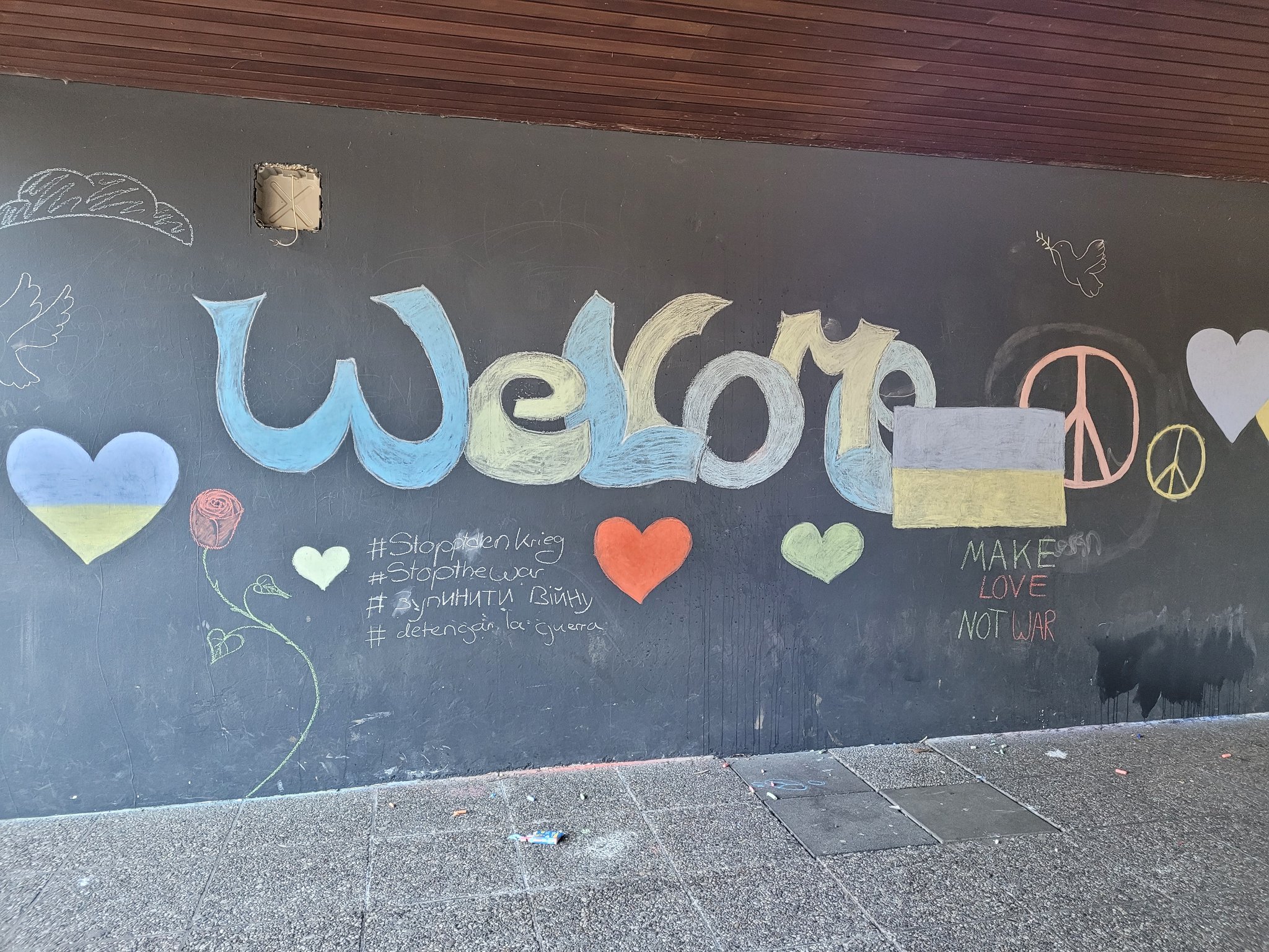 Gestaltung einer Wand mit Kreide