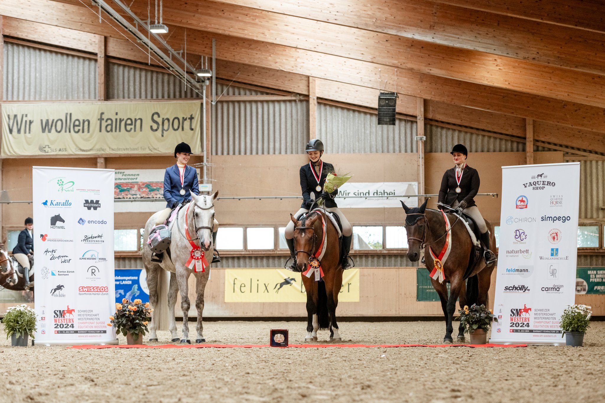 Youth / Elite Hunter under Saddle