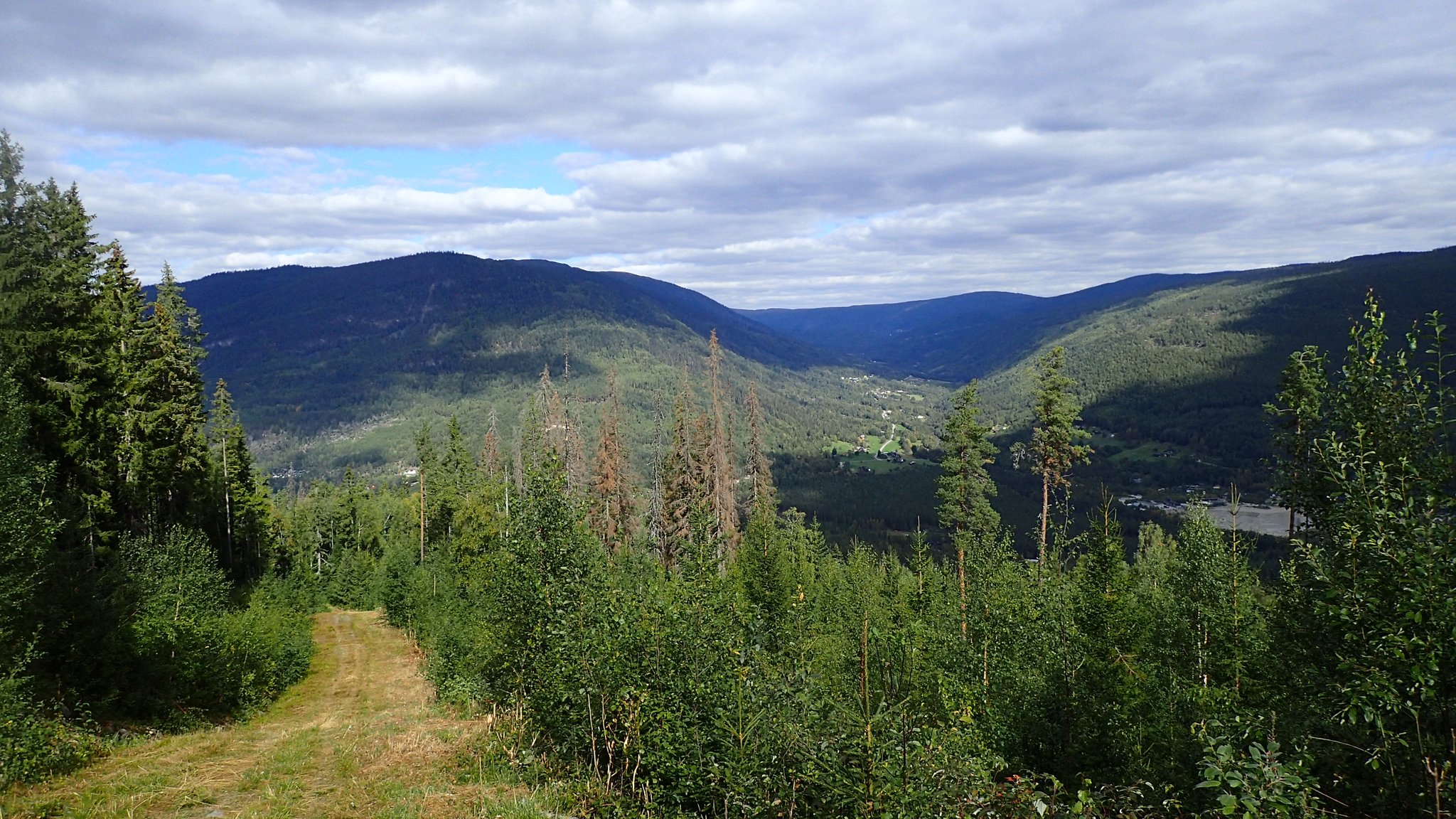 blikk tilbake mot Atrå