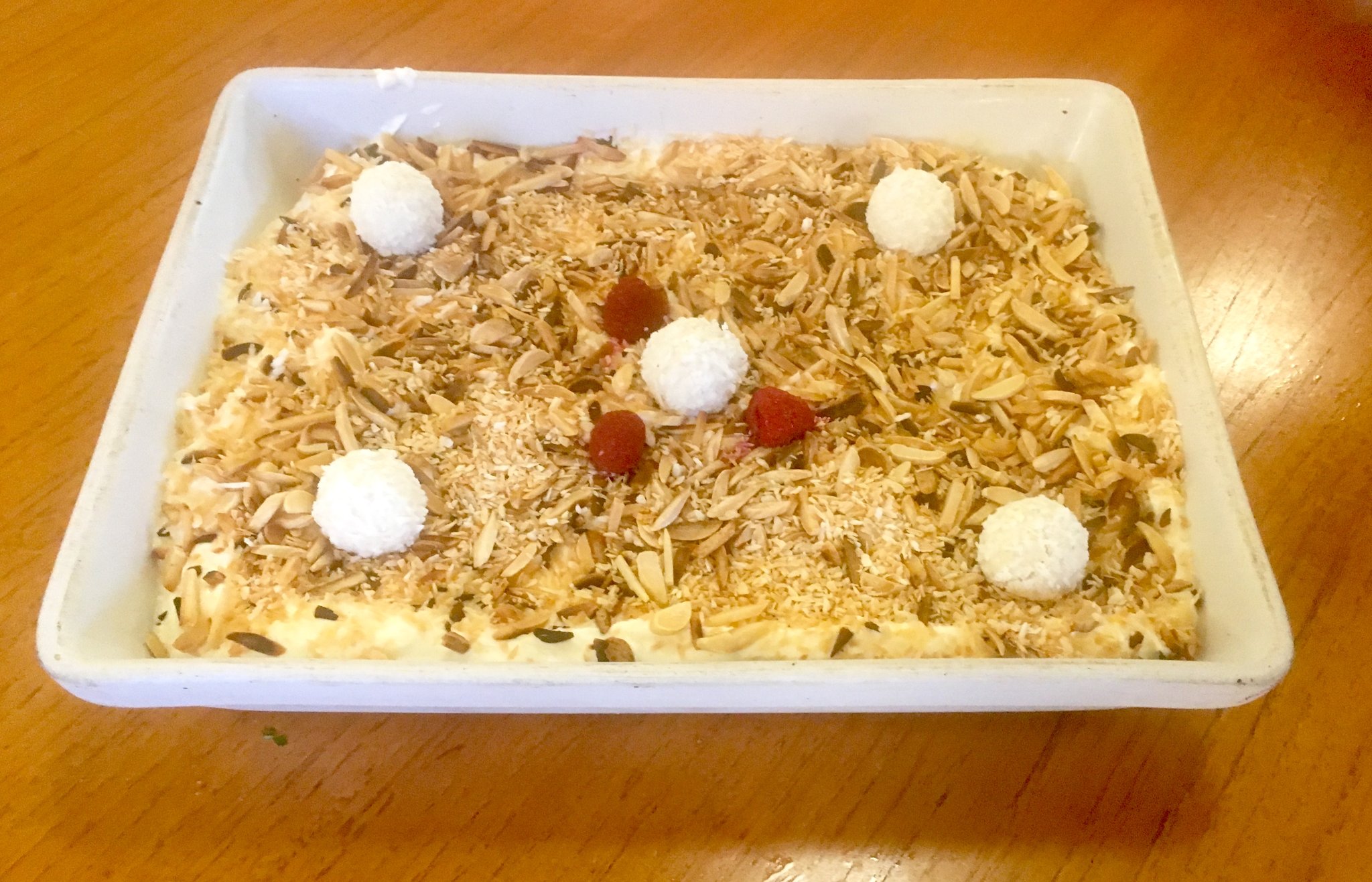 Raffaello-Creme mit Himbeeren