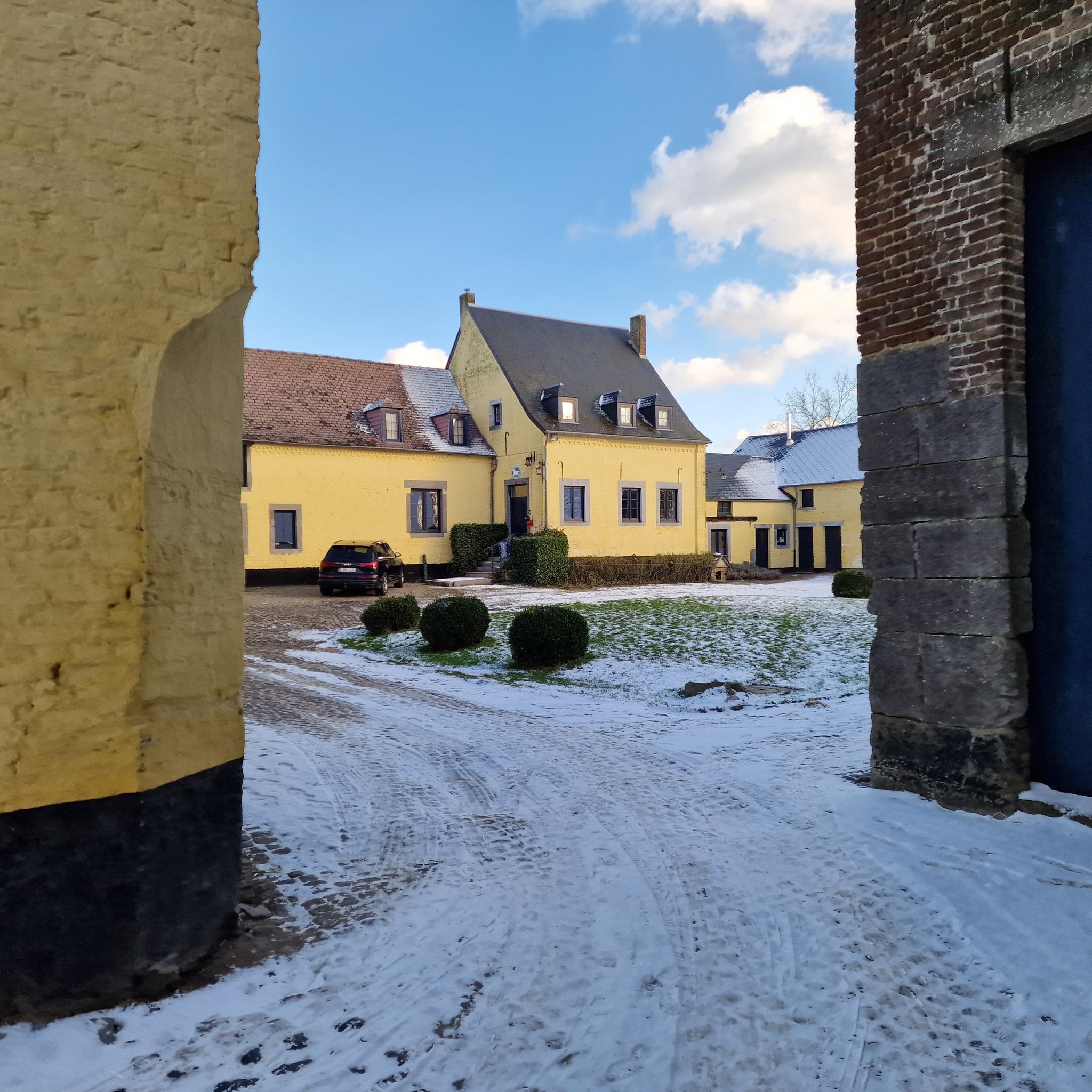 © Dominique Sepulchre , la Buissière Fernelmont - la ferme d'Hingeon