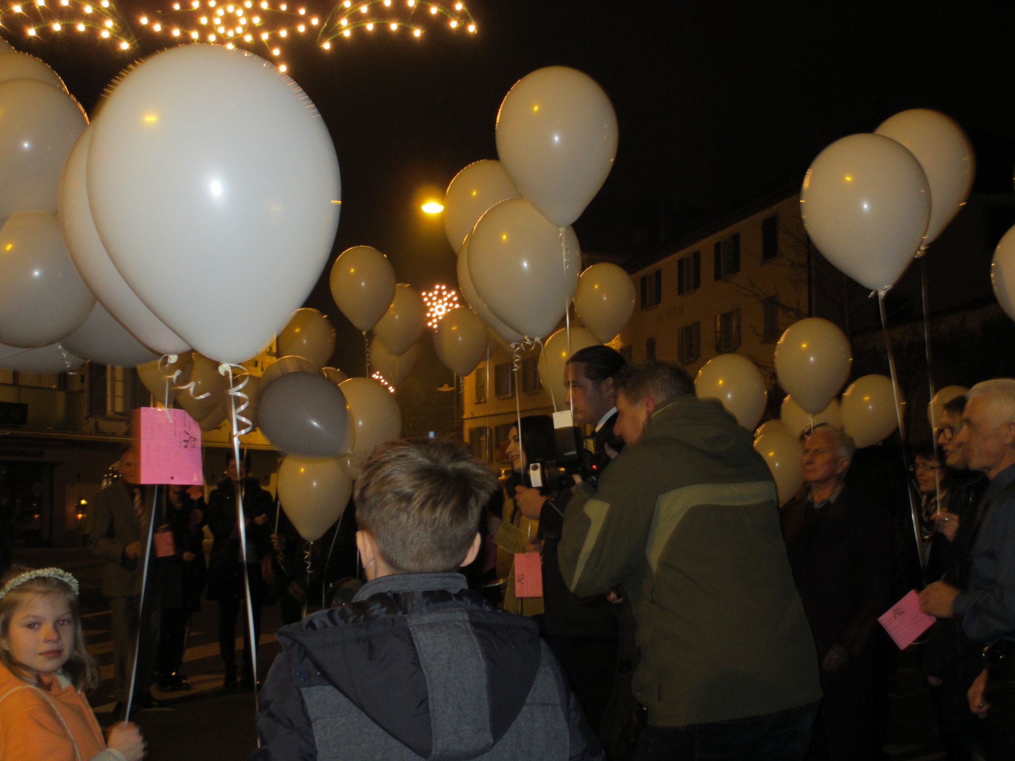 Nacht - Ballonstart mit Wunderkerzen 
