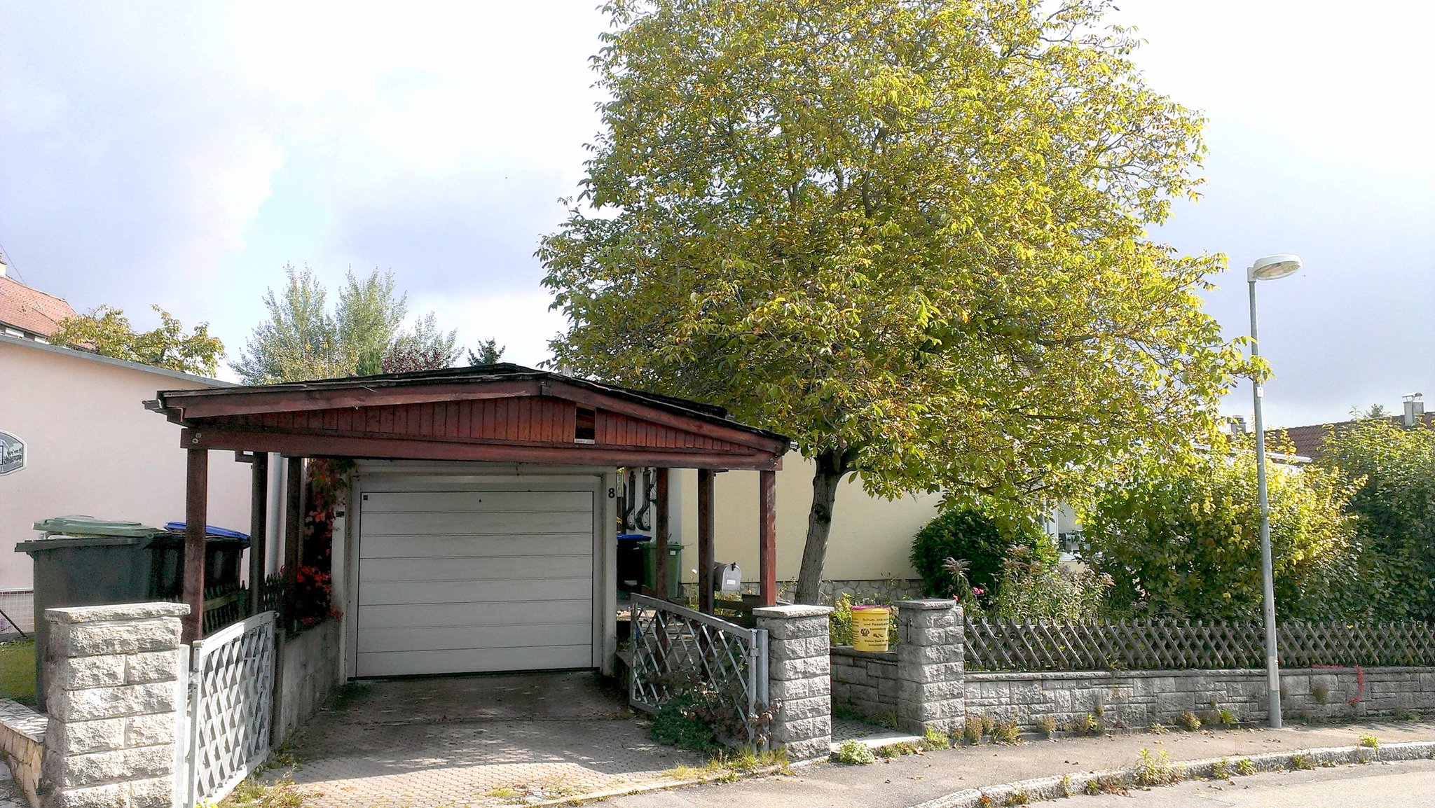 Vorher Zustand Carport/Eingang/Zaun