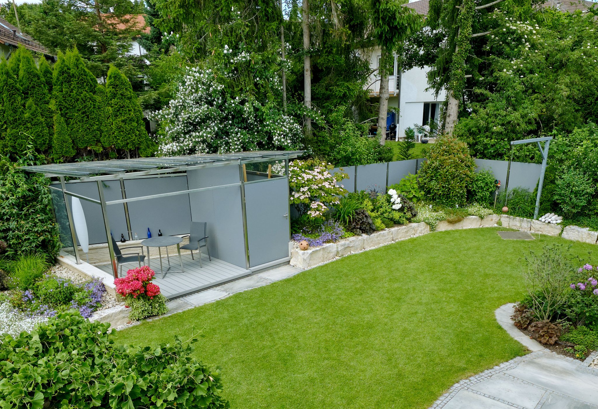 Die Optik der Lounge ...