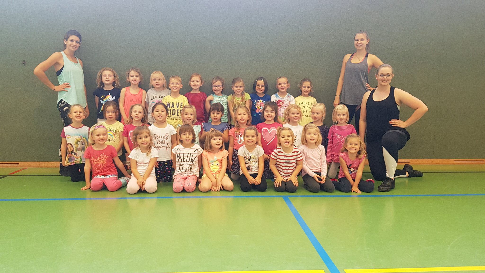 Dance Kiddies 2 - Kerstin, Vanessa und Viky 