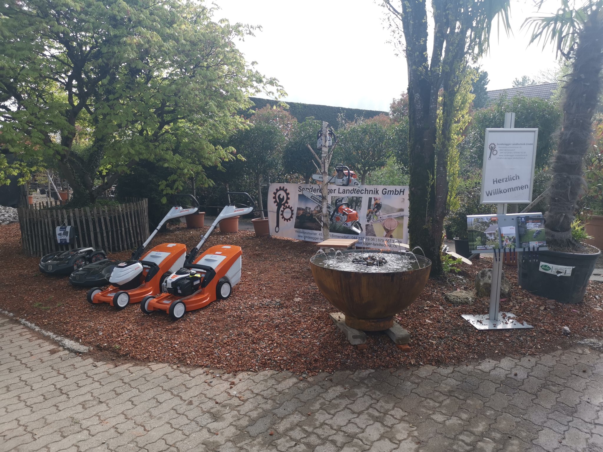 Am 01. Mai 2019 durften wir mit einem Stand wie auch schon in den vergangenen Jahren am Aescher Gartentag uns und unsere Produkte vorstellen.    