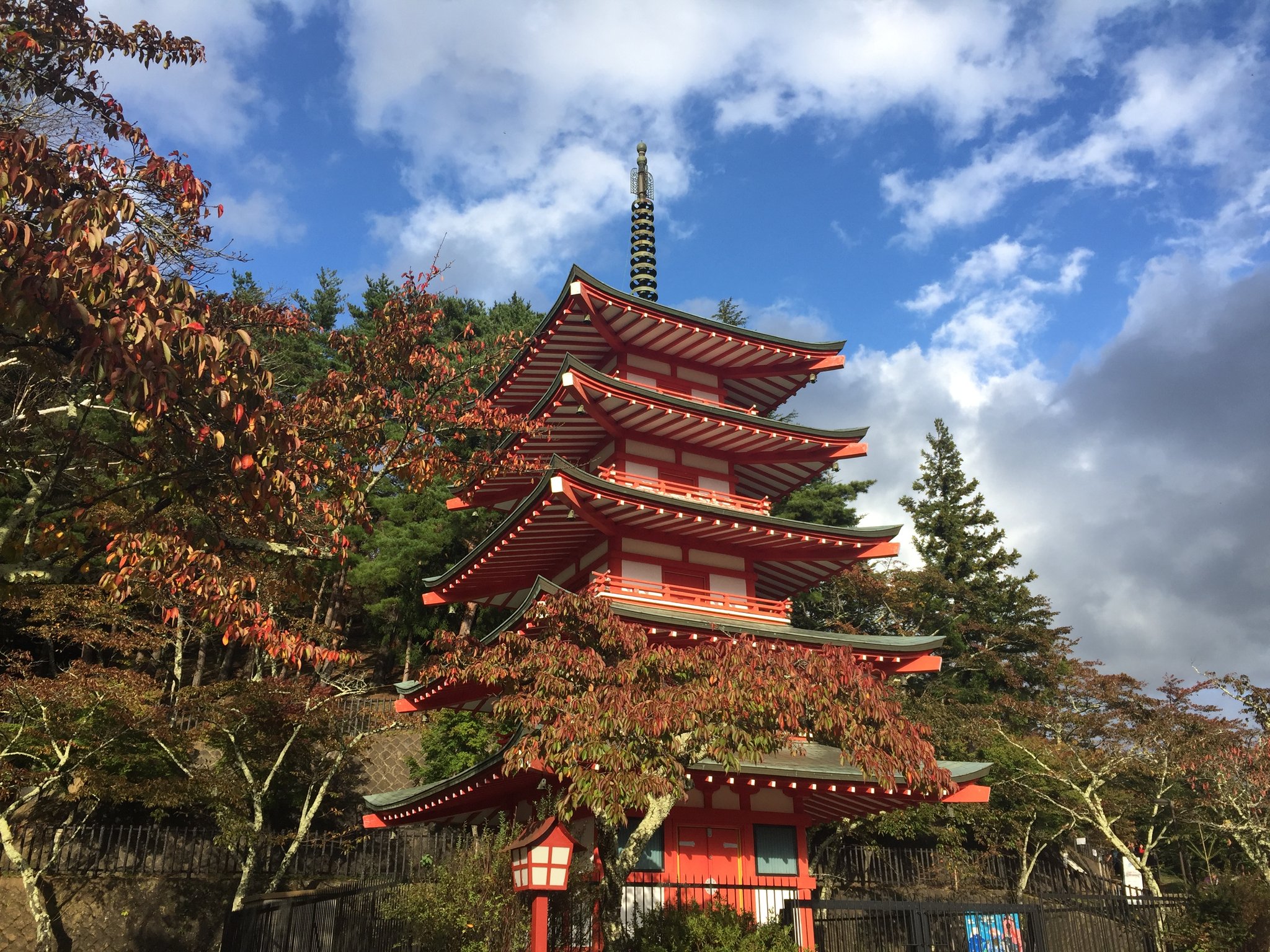 新倉富士浅間山神社