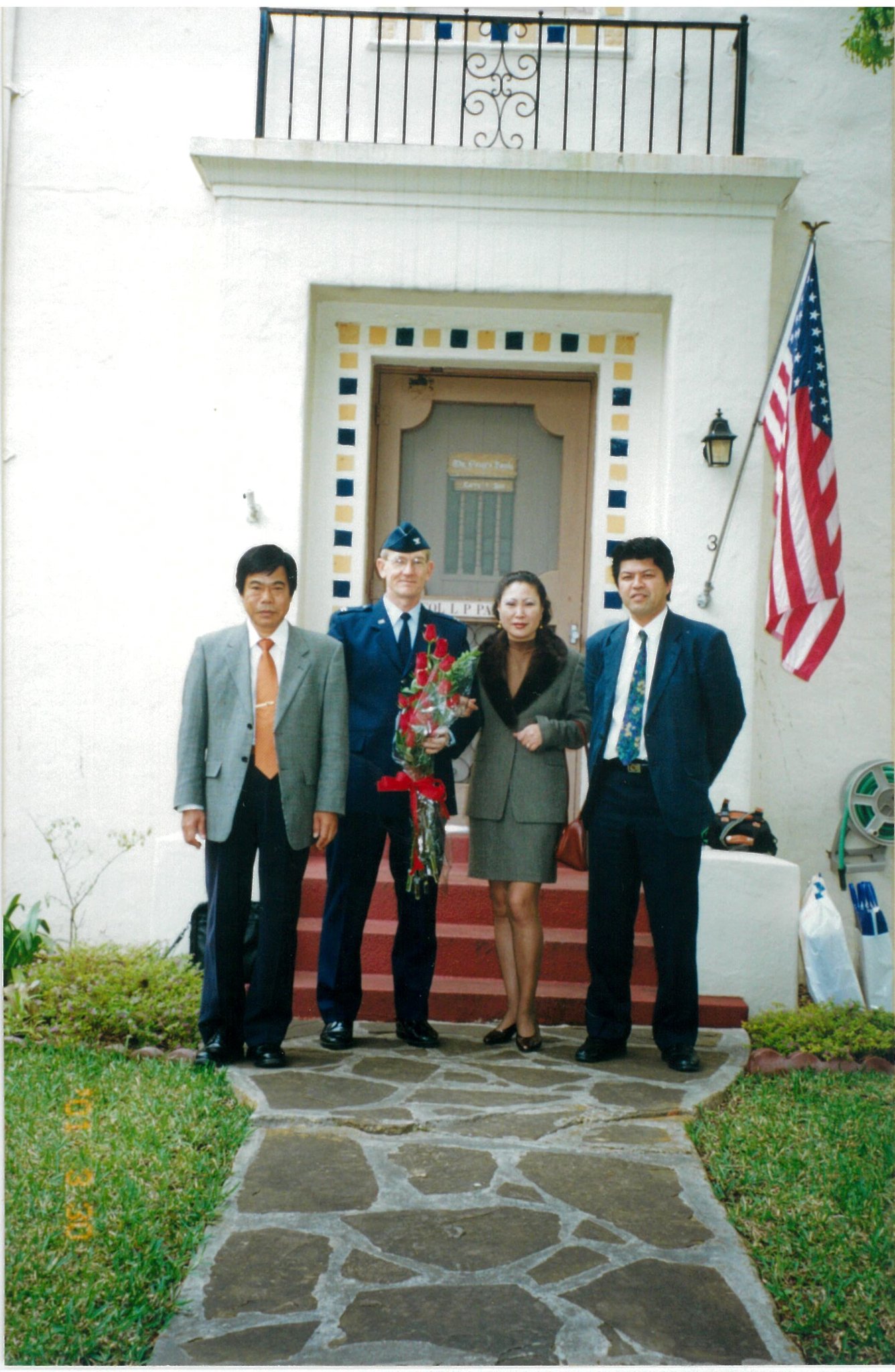 カノ―「バズラ」の奥様と一緒に