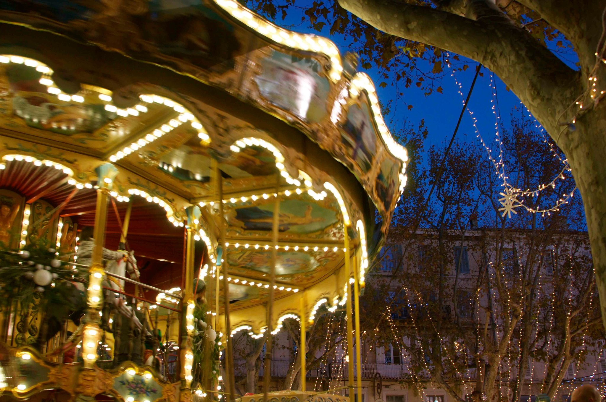 Avignon Christmas Market, Colour