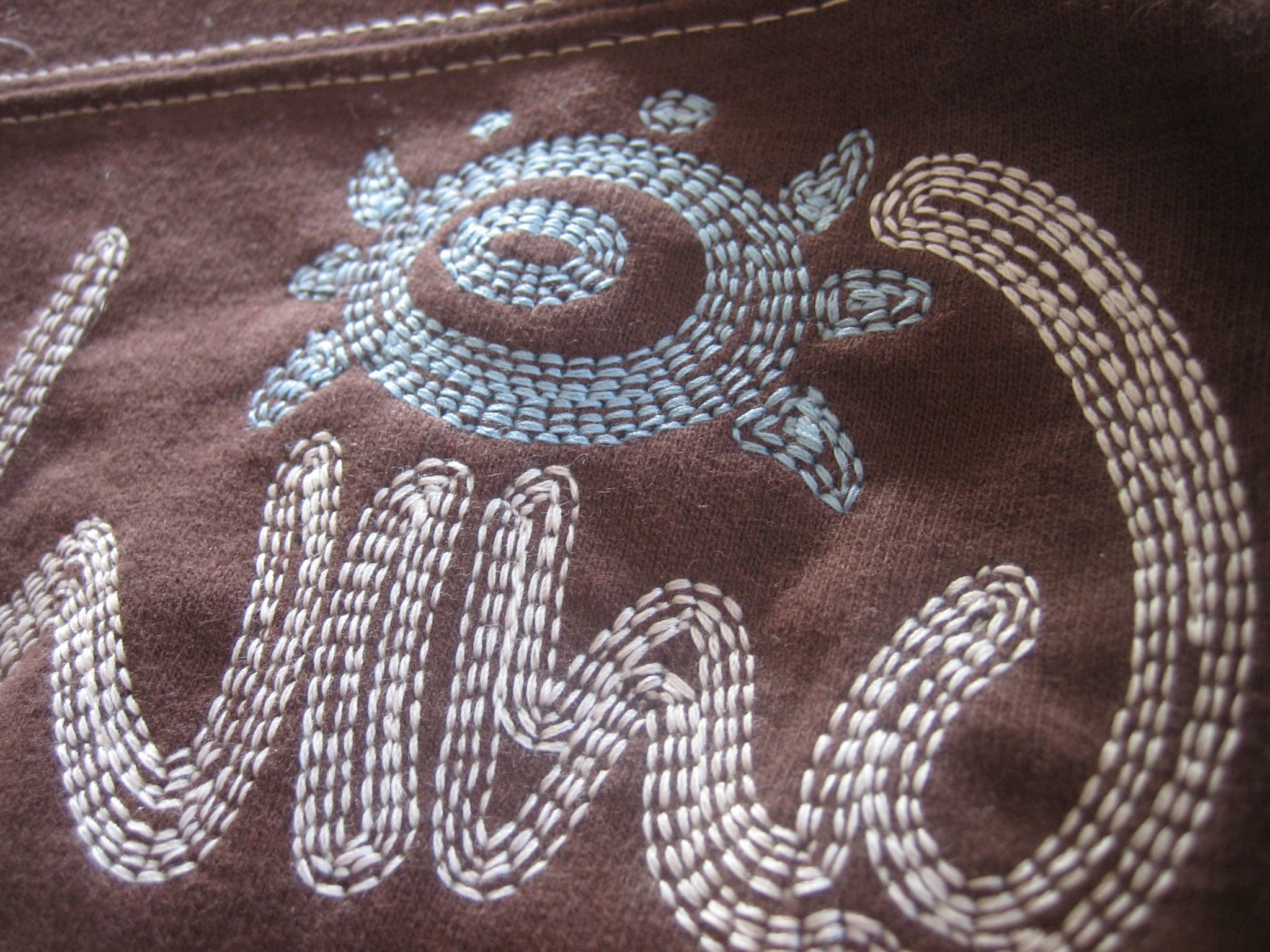 ricamo punto cucitura