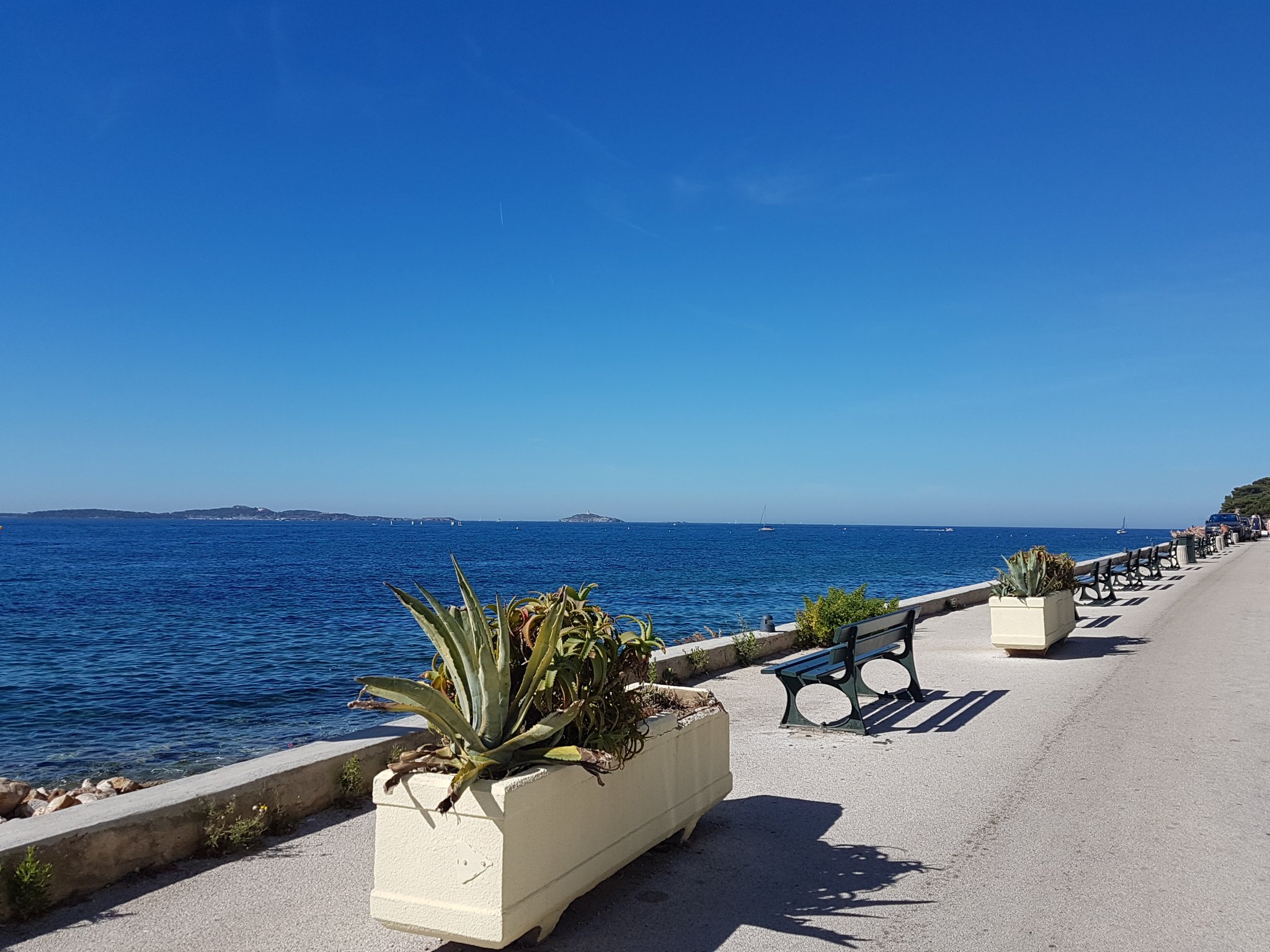 Promenade Corniche des Baux Sanary