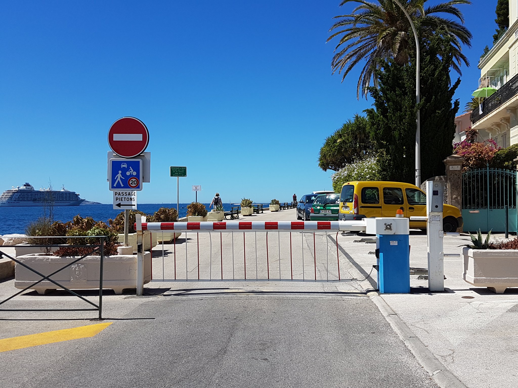 Impasse sécurisée Corniche des Baux Sanary
