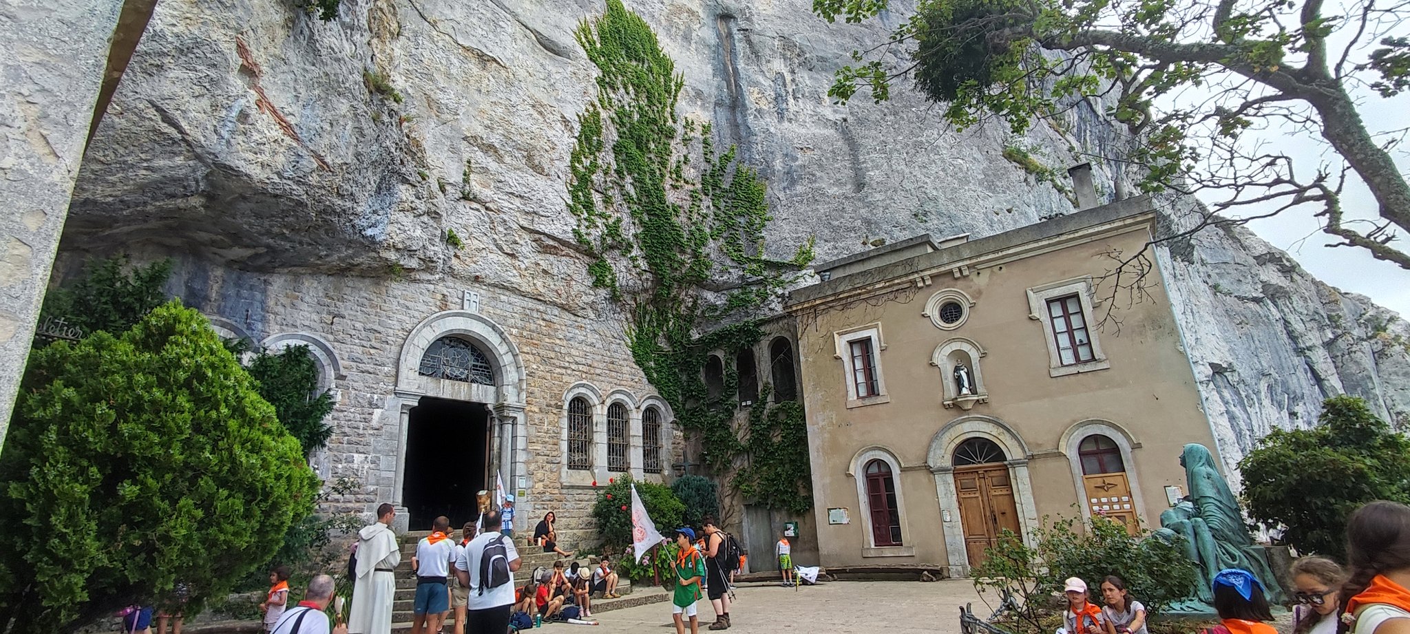 Entrée sanctuaire Sainte-Baume