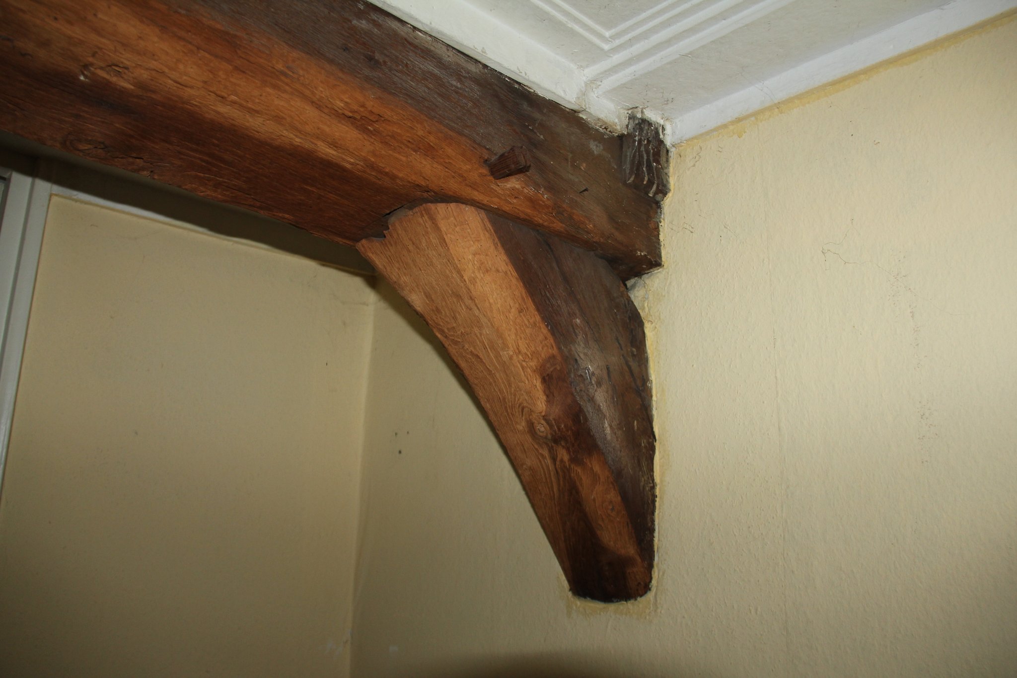 Eiken moerbalk en schoor/console