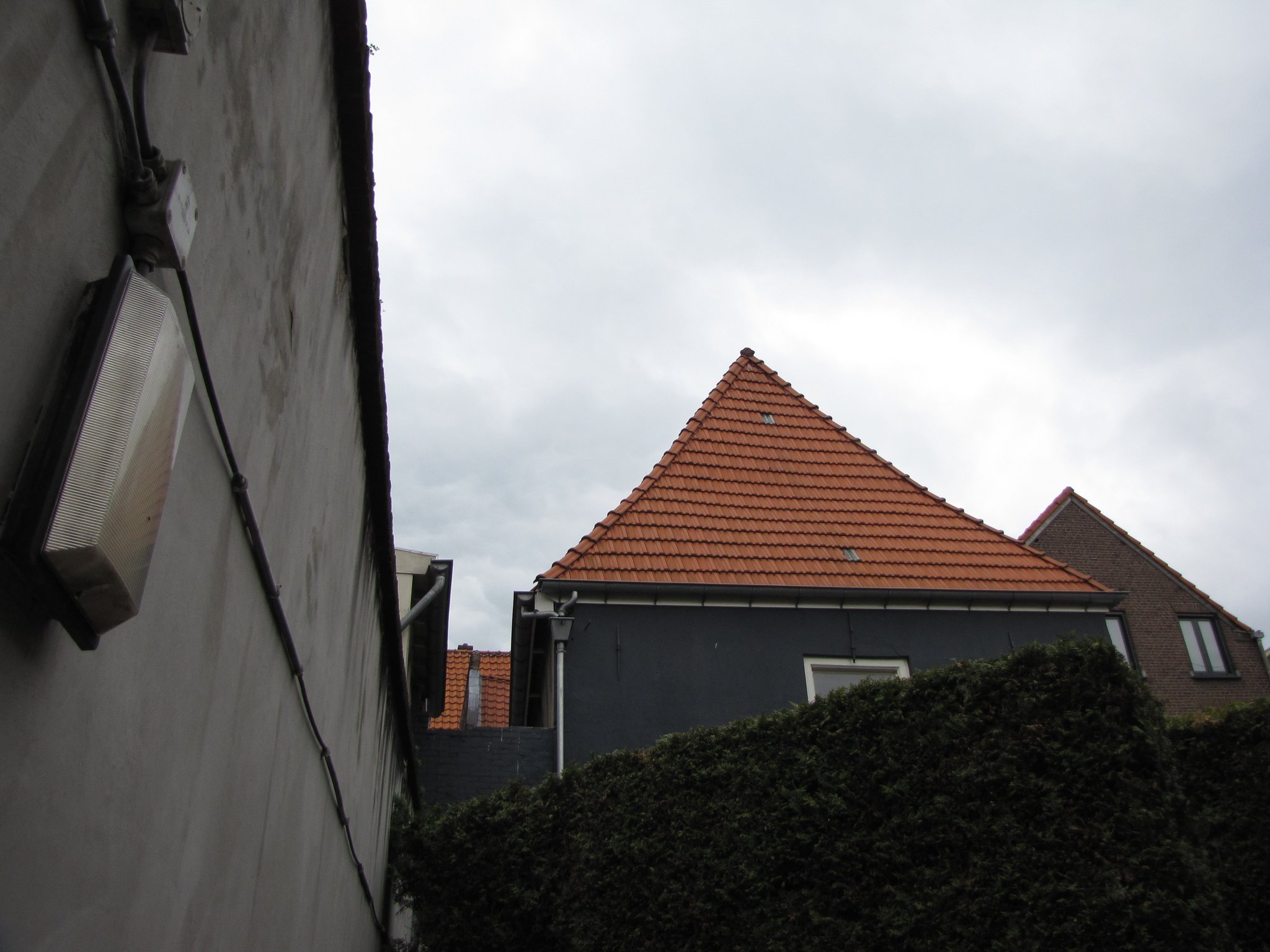 Het achterhuis, gezien vanaf de binnenplaats. 