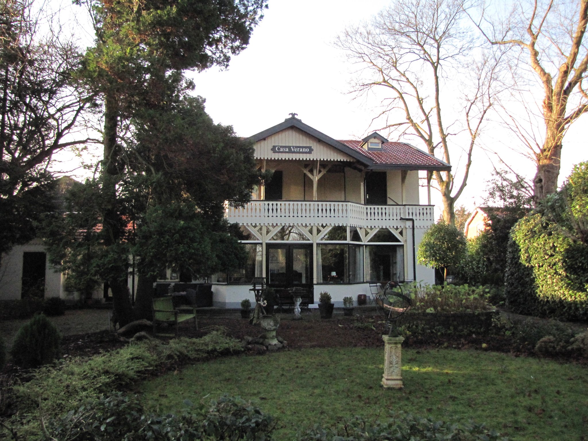 Casa Verano, Spoorlaan Nunspeet, huis in Chaletstijl uit 1913