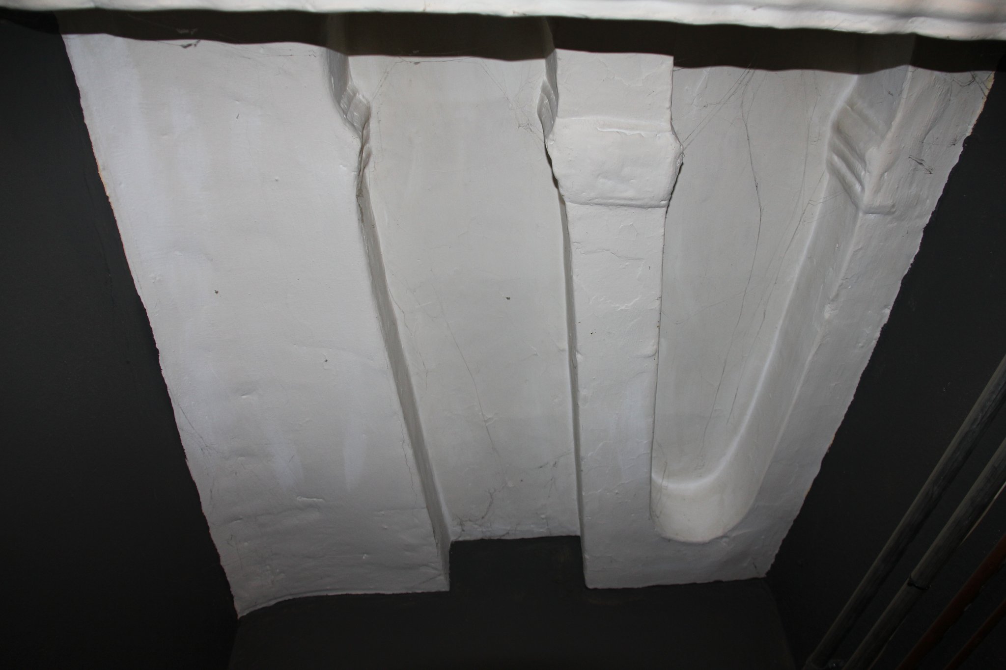 Zeventiende eeuws plafond op de eerste verdieping