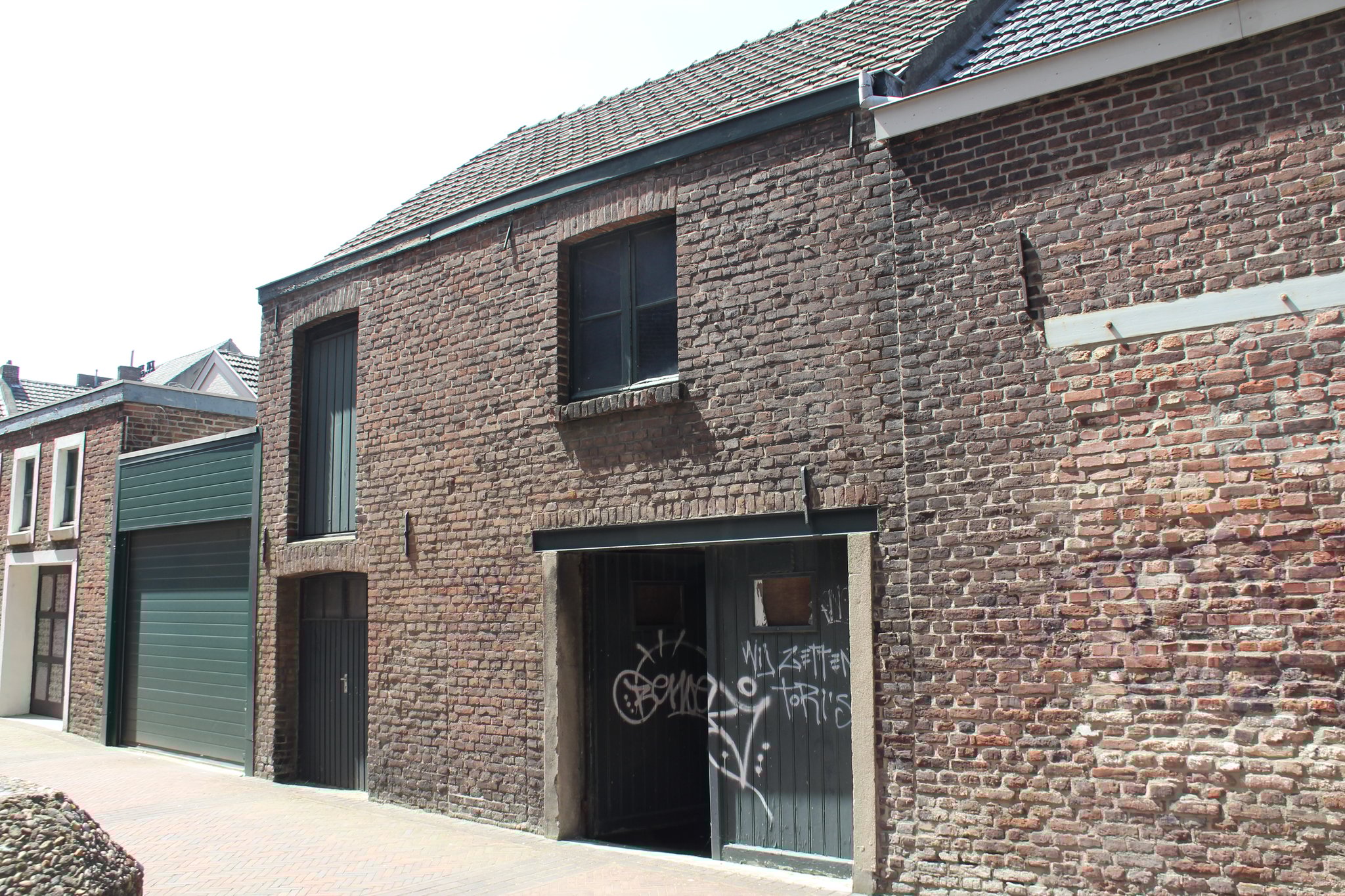 De schuur, gelegen aan de achterzijde, tegenover de  Baco-fabriek